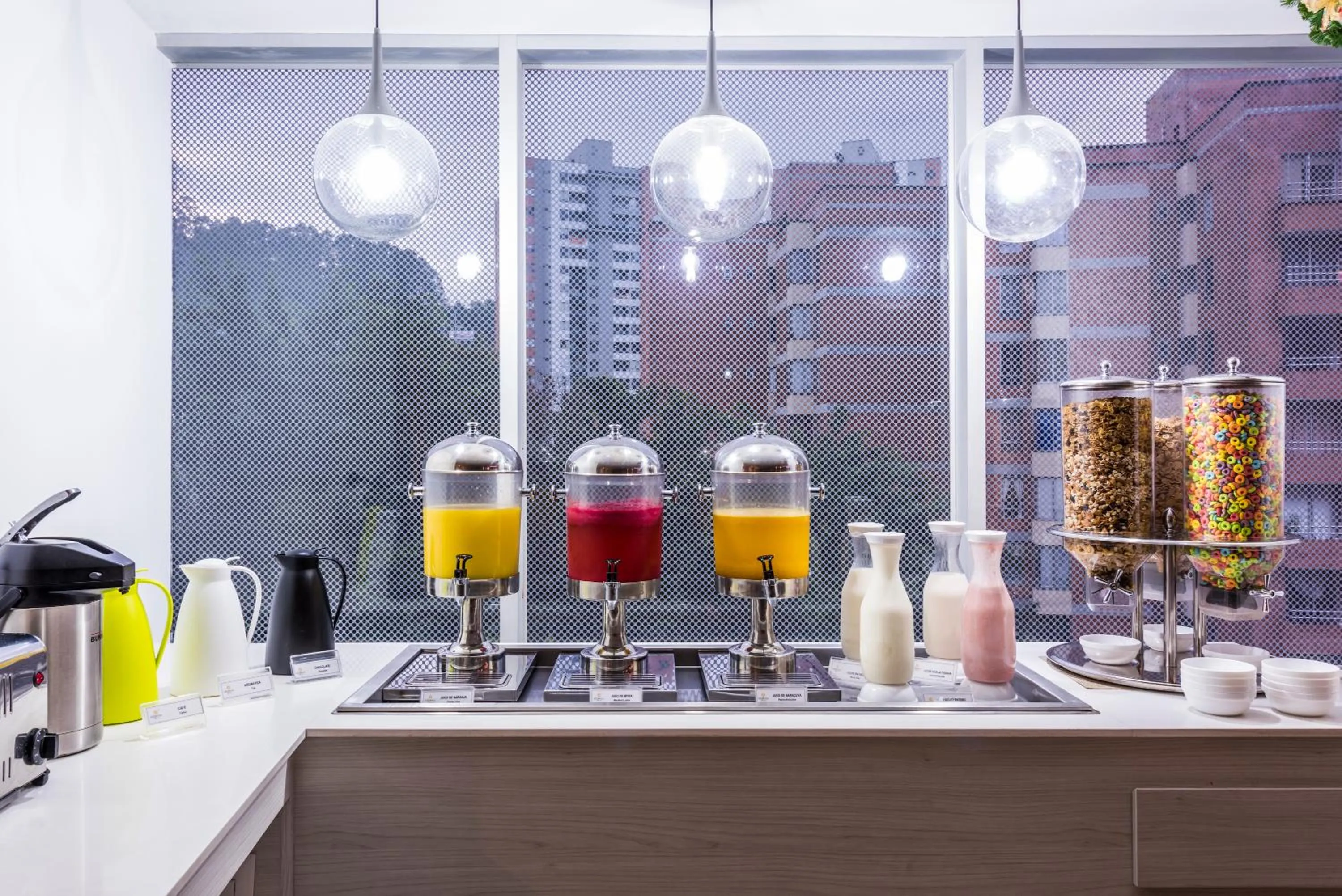 Food in La Quinta by Wyndham Medellin