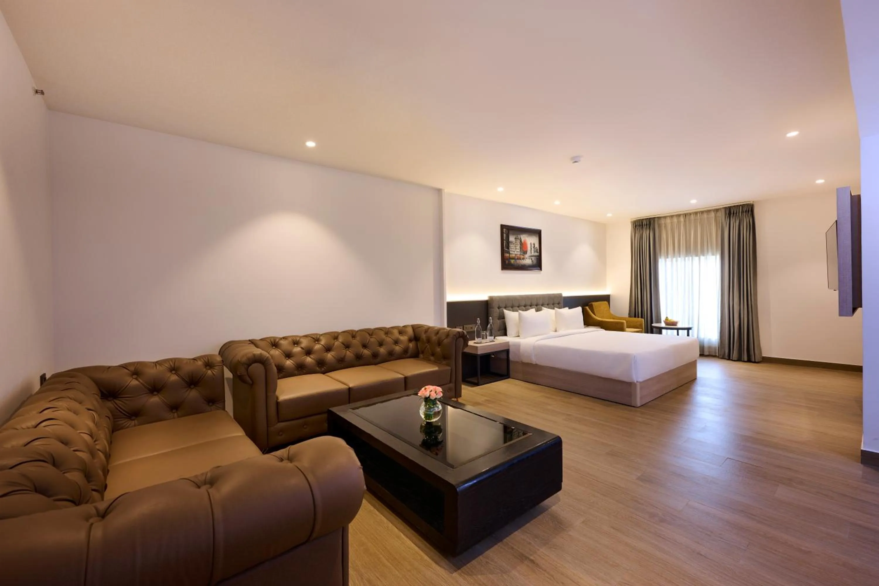 Bed in Delite Sarovar Portico Faridabad