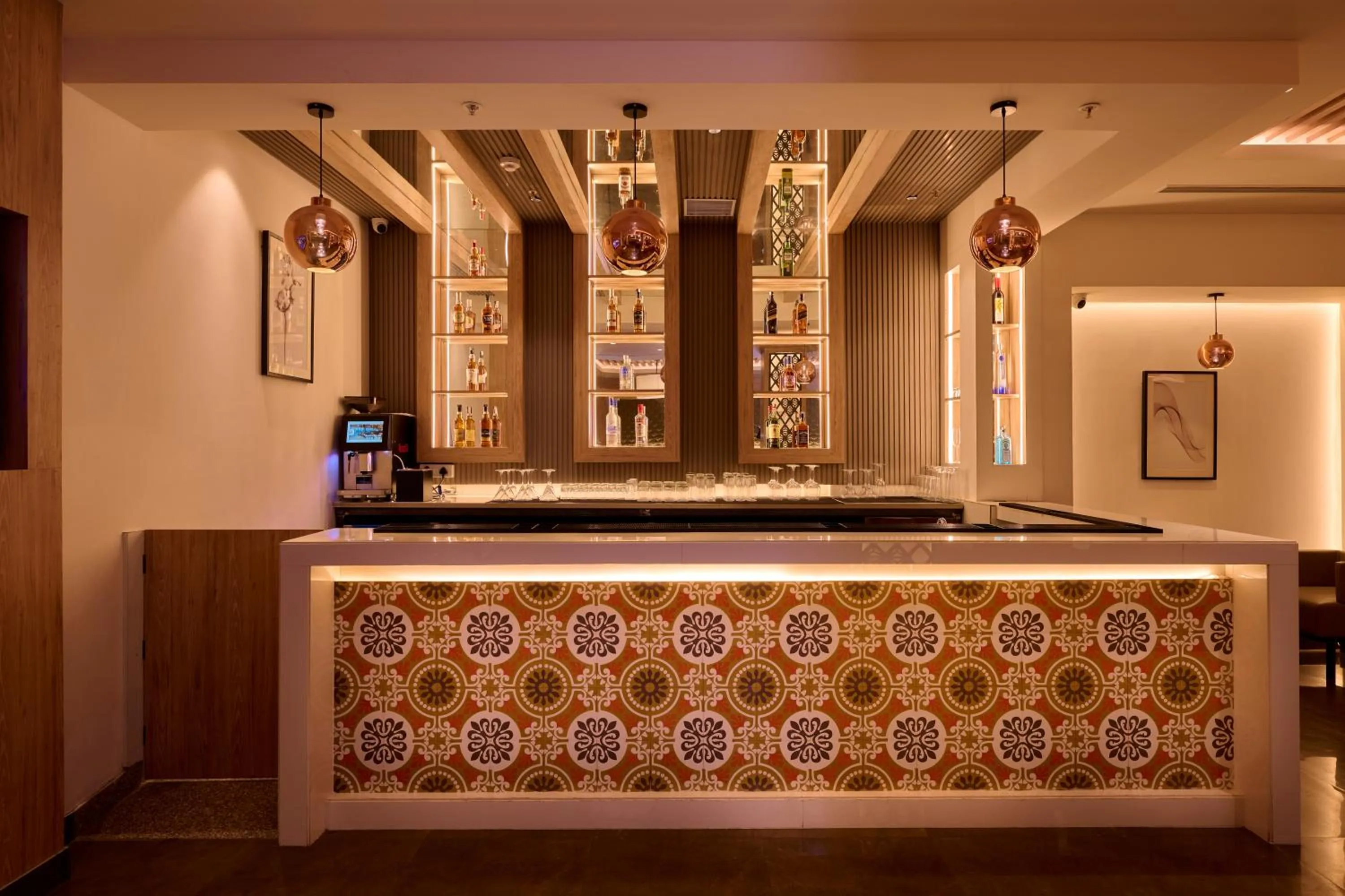 Restaurant/places to eat in Delite Sarovar Portico Faridabad