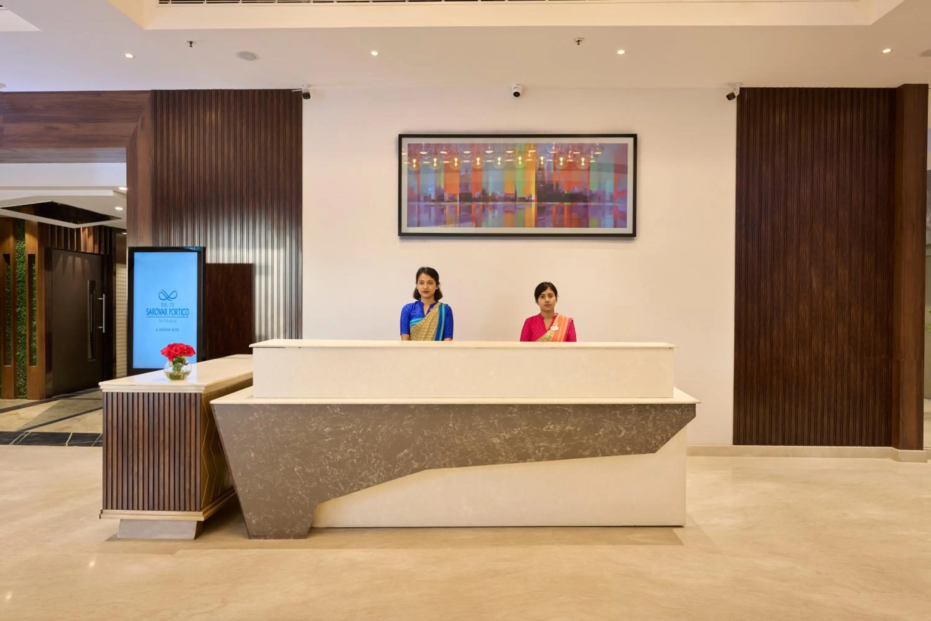 Lobby or reception in Delite Sarovar Portico Faridabad