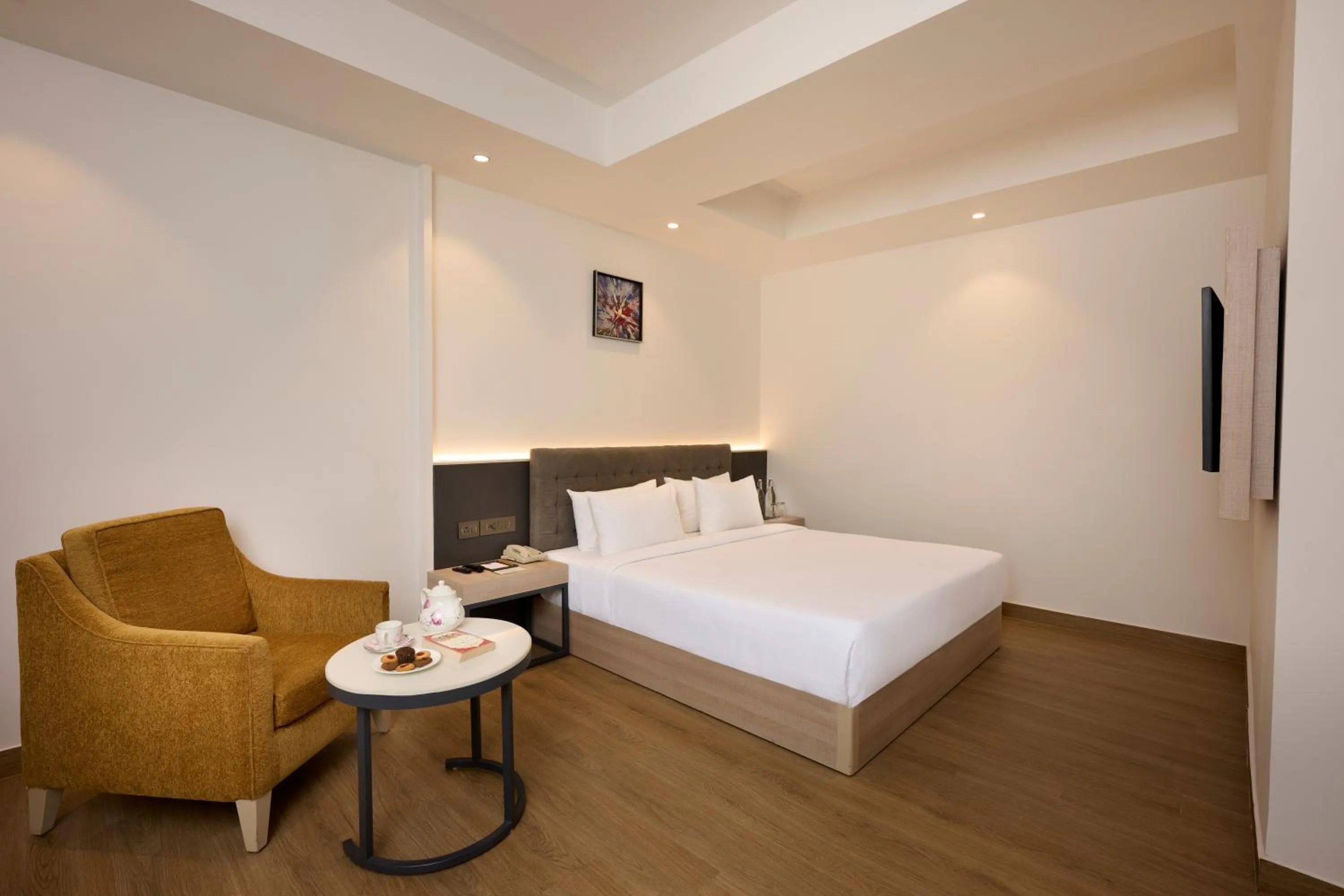 Bed in Delite Sarovar Portico Faridabad