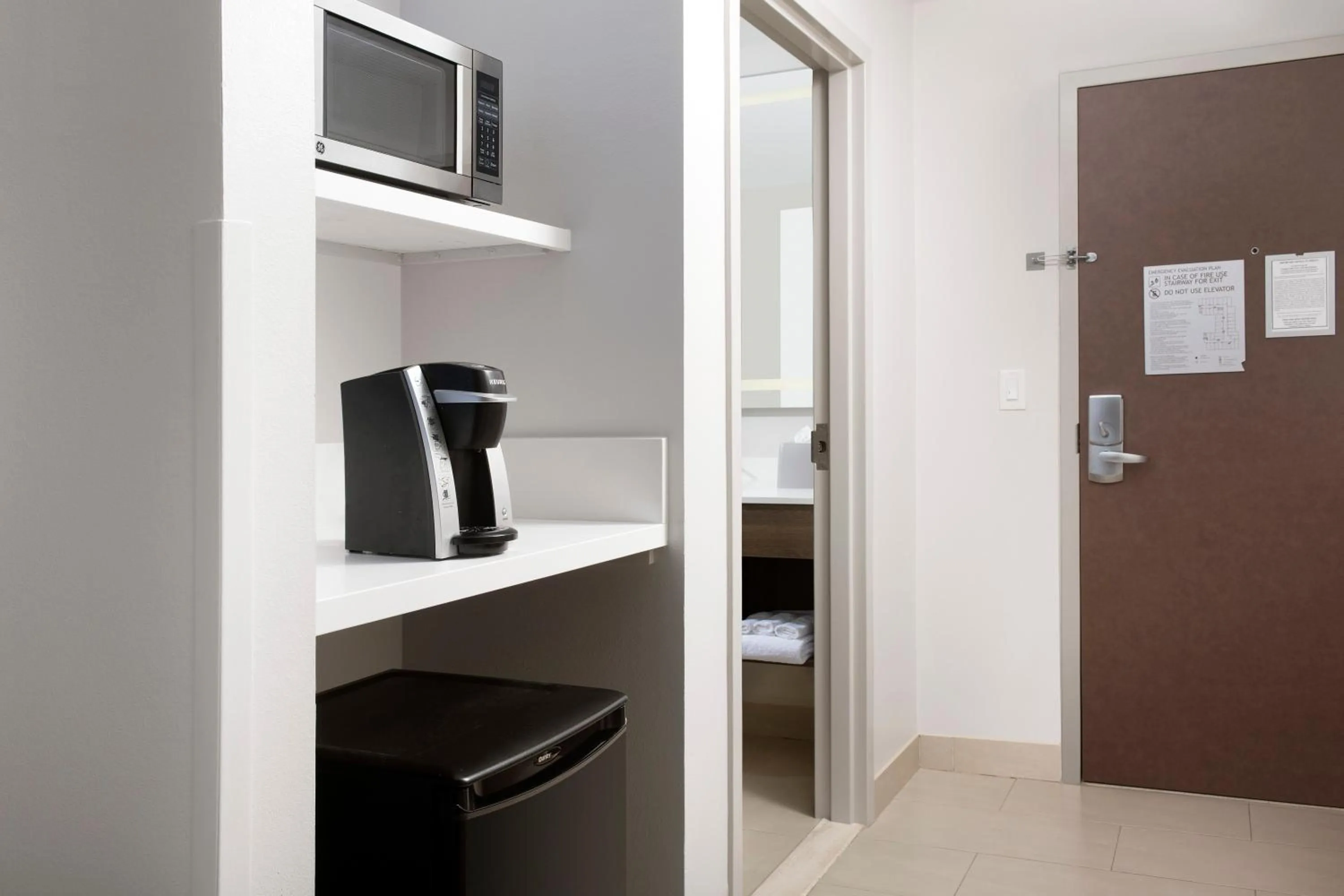 Photo of the whole room in Holiday Inn Express Jacksonville Beach by IHG