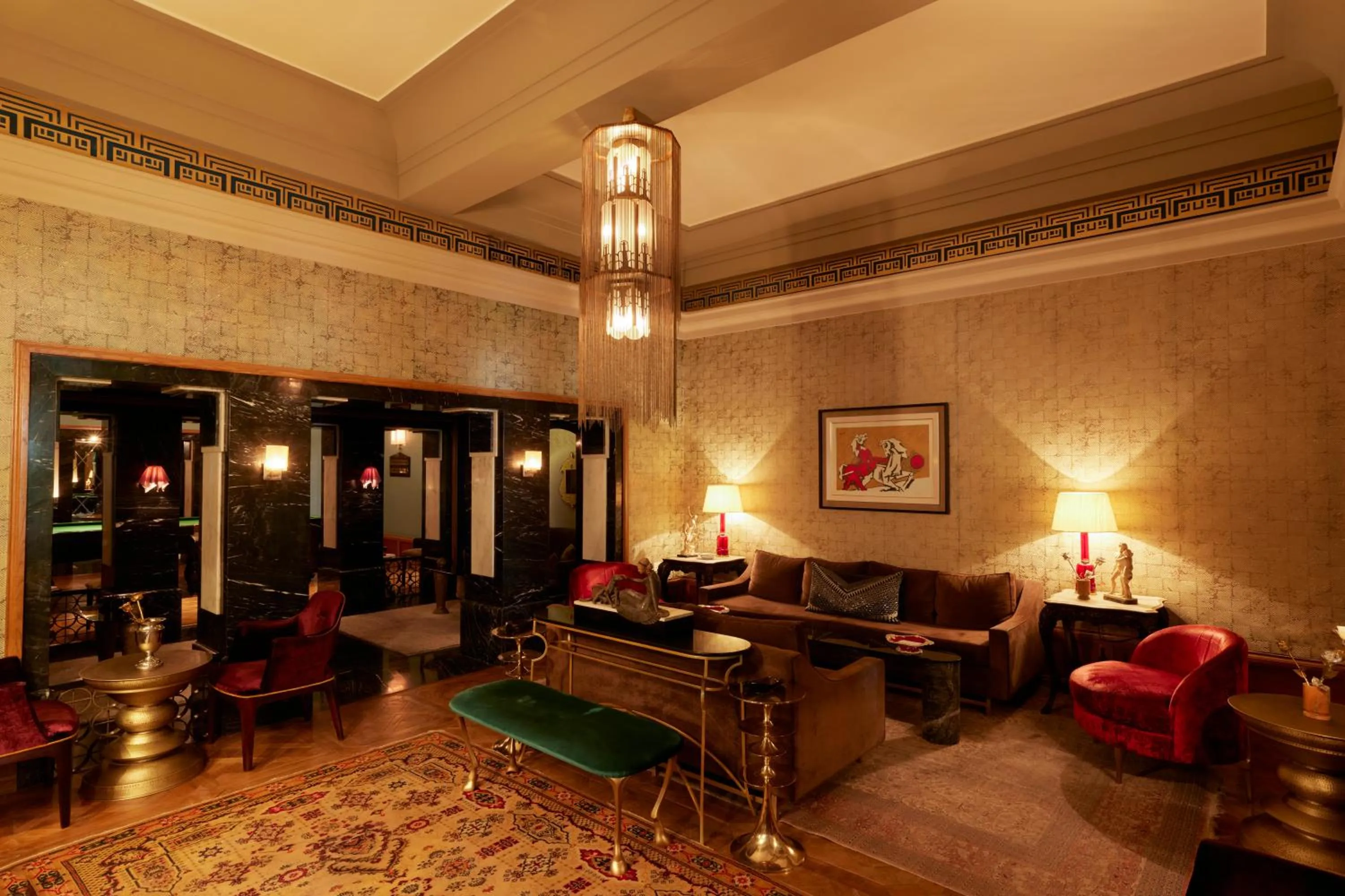 Seating area in Narendra Bhawan