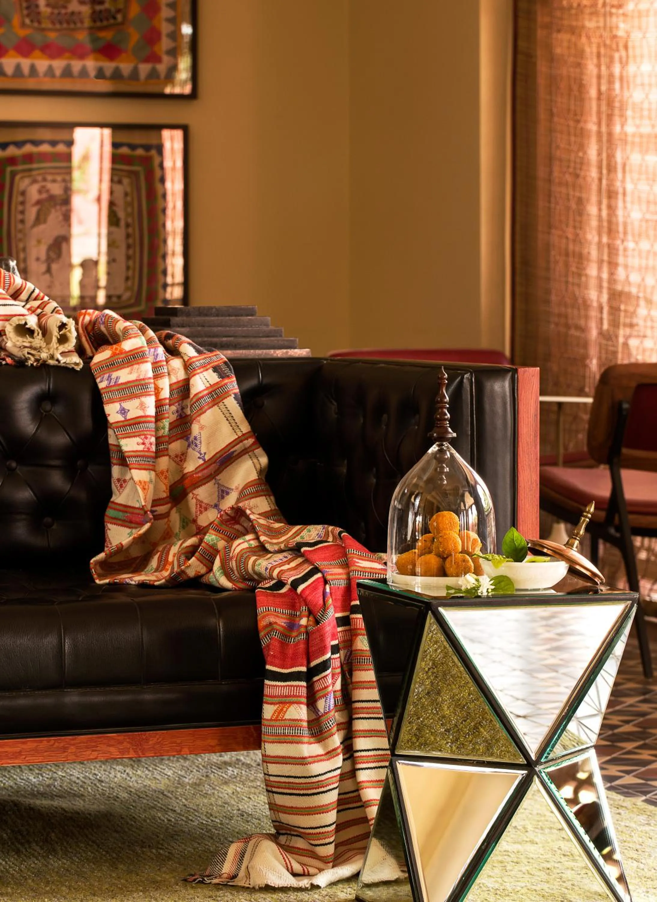 Decorative detail in Narendra Bhawan