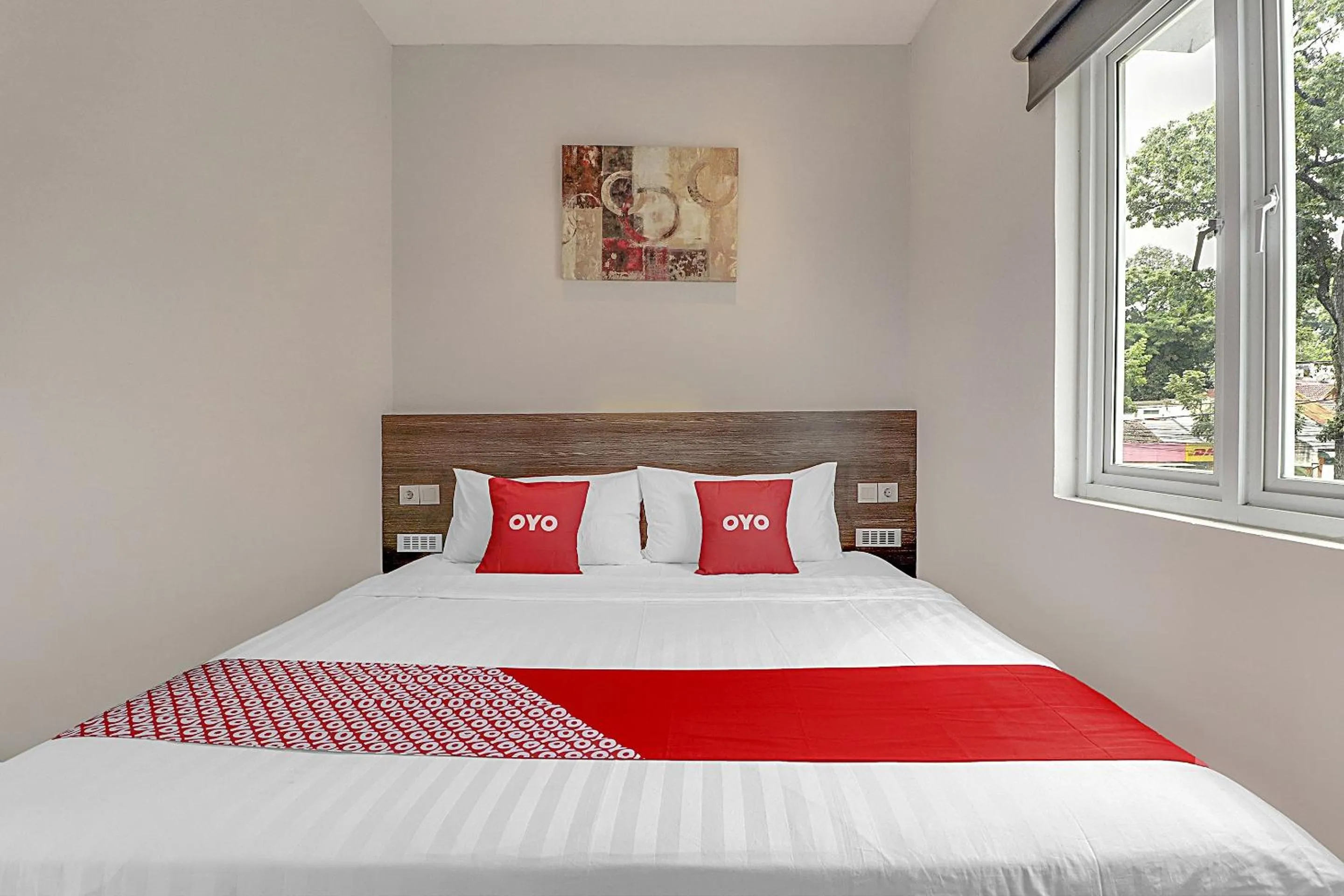 Bedroom, Bed in Collection O Cihampelas Near Ciwalk Formerly Regia Cihampelas