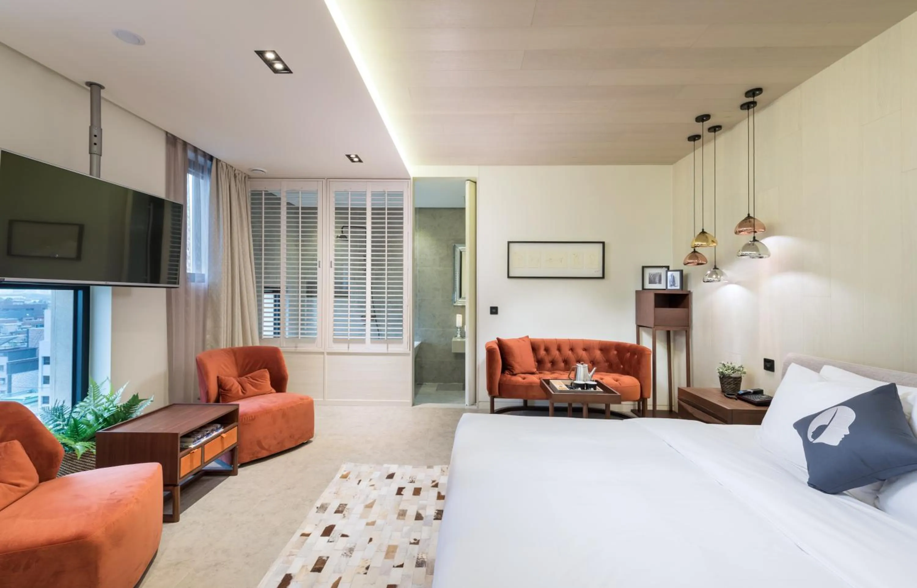 Photo of the whole room, Bed in Hotel The Designers Kondae