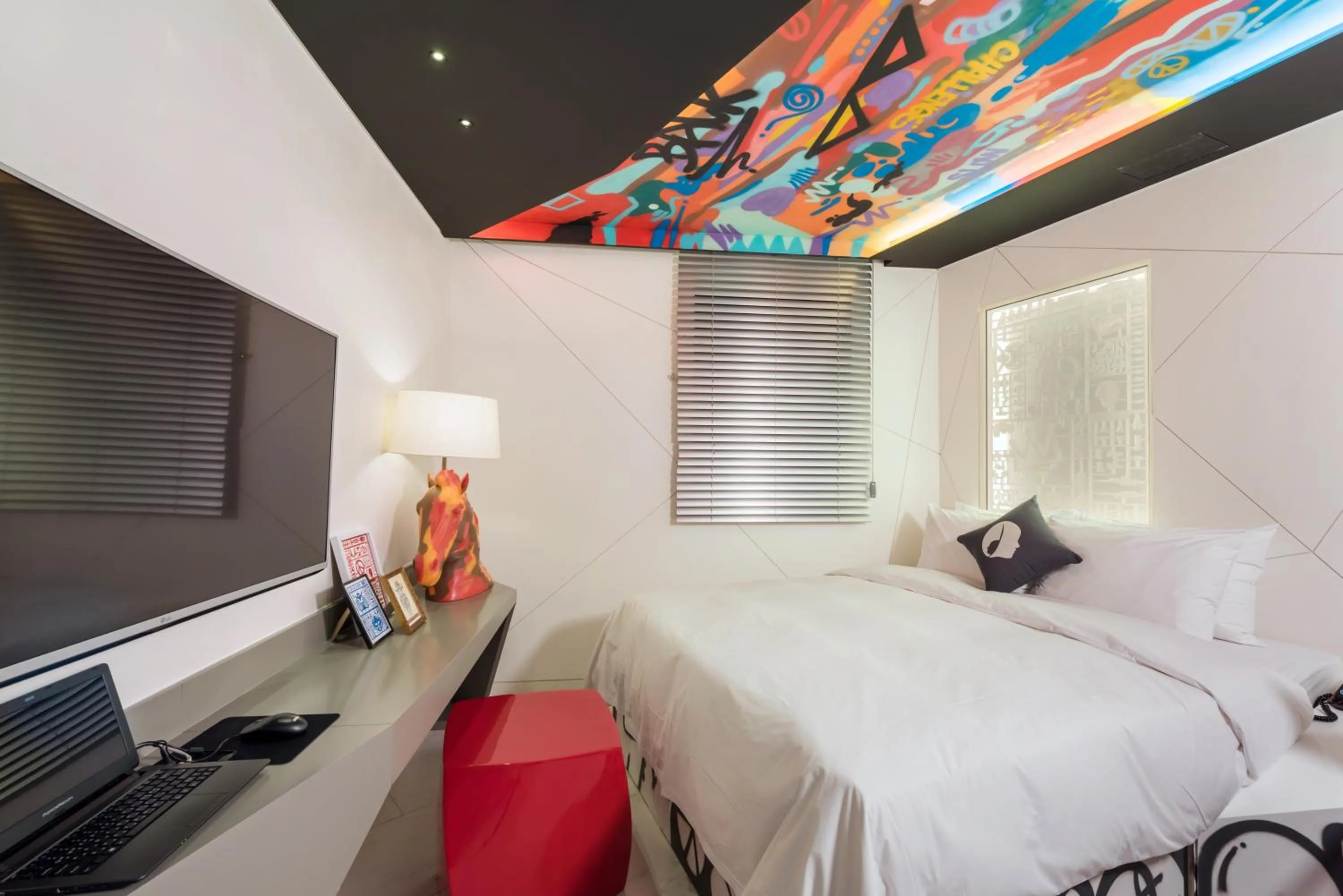 Photo of the whole room, Bed in Hotel The Designers Kondae