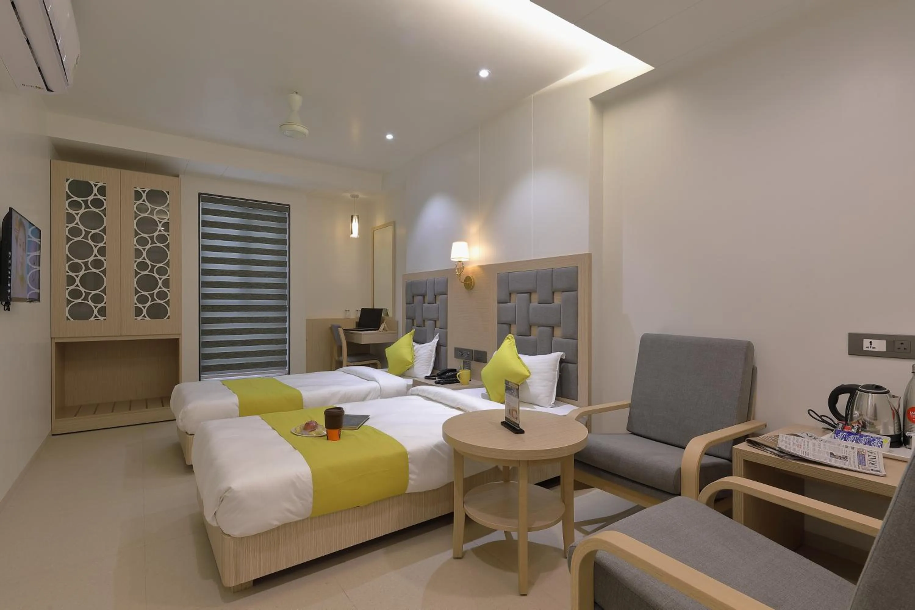 Bed in Hotel Sifat International