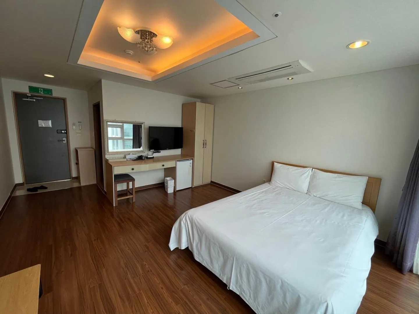 Bed in Elysia Boutique Hotel