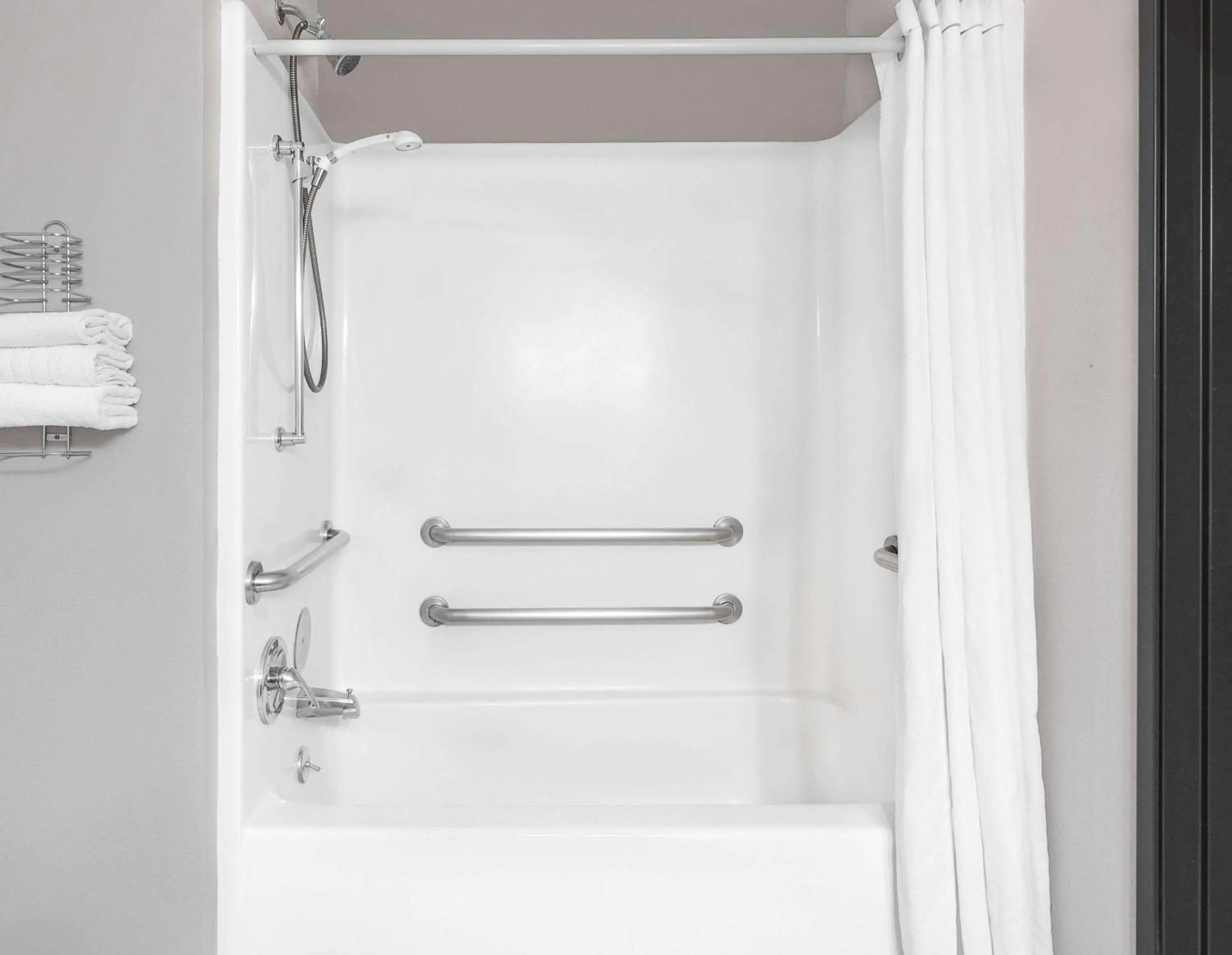 Bathroom in Super 8 by Wyndham Bedford DFW Airport West