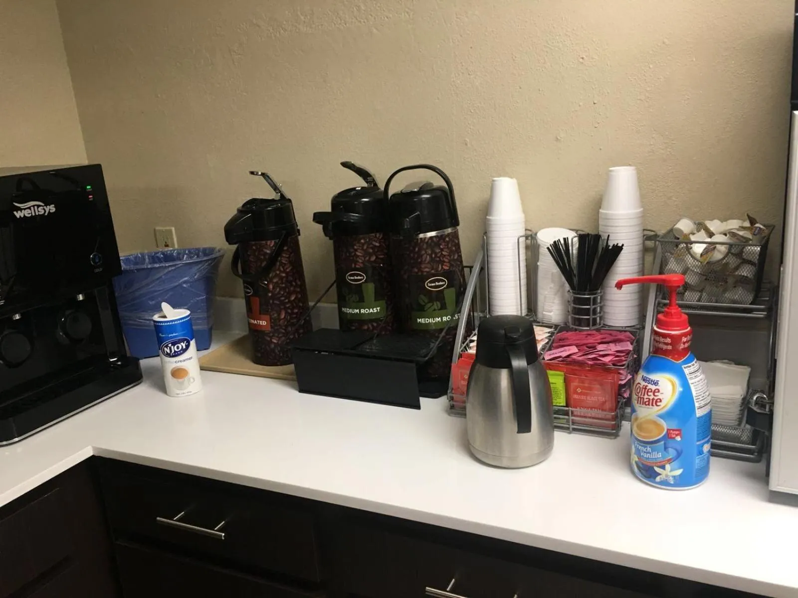 Breakfast in Super 8 by Wyndham Bedford DFW Airport West