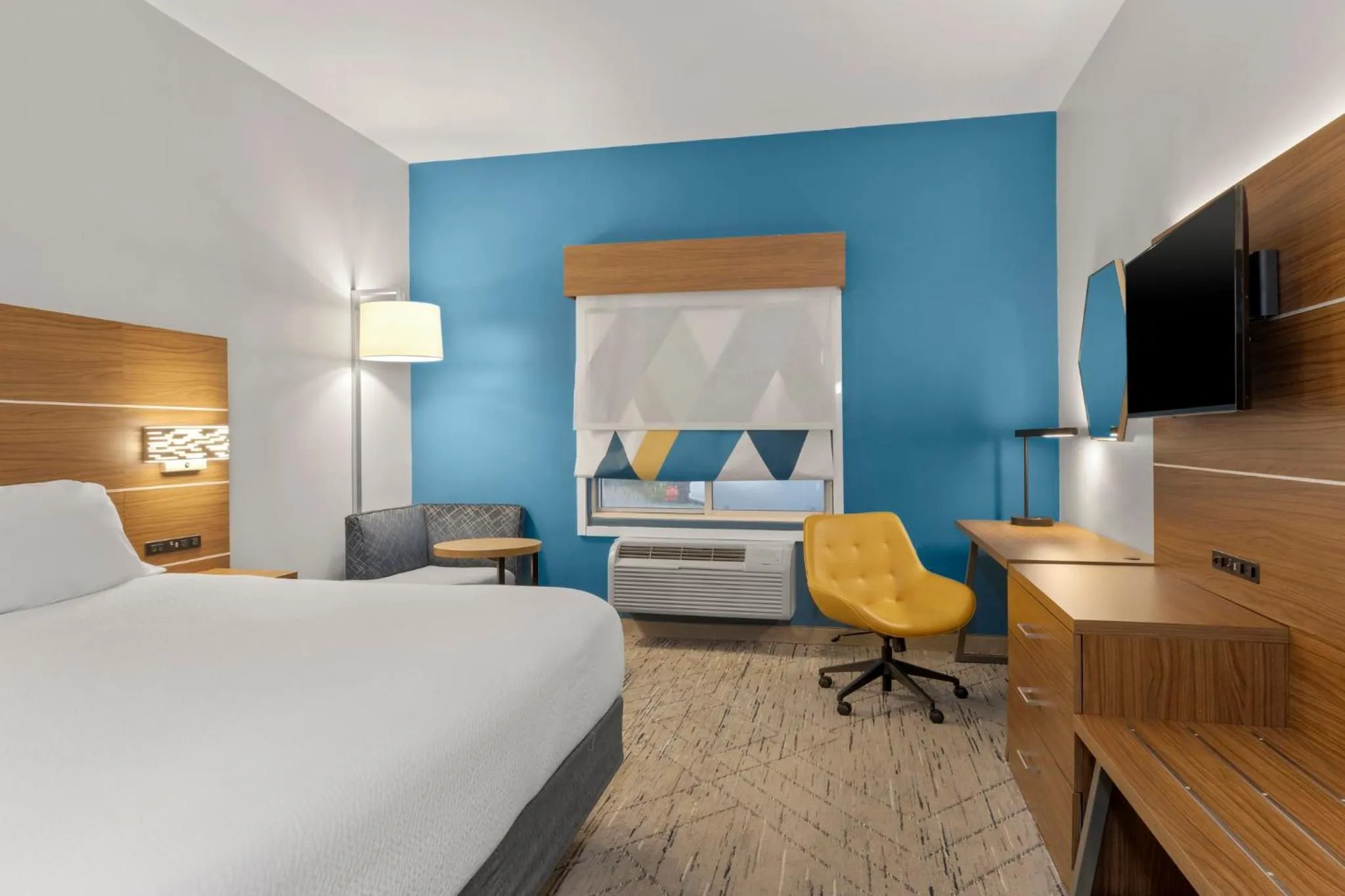 Photo of the whole room, Bed in Holiday Inn Express Hotel & Suites West Coxsackie by IHG