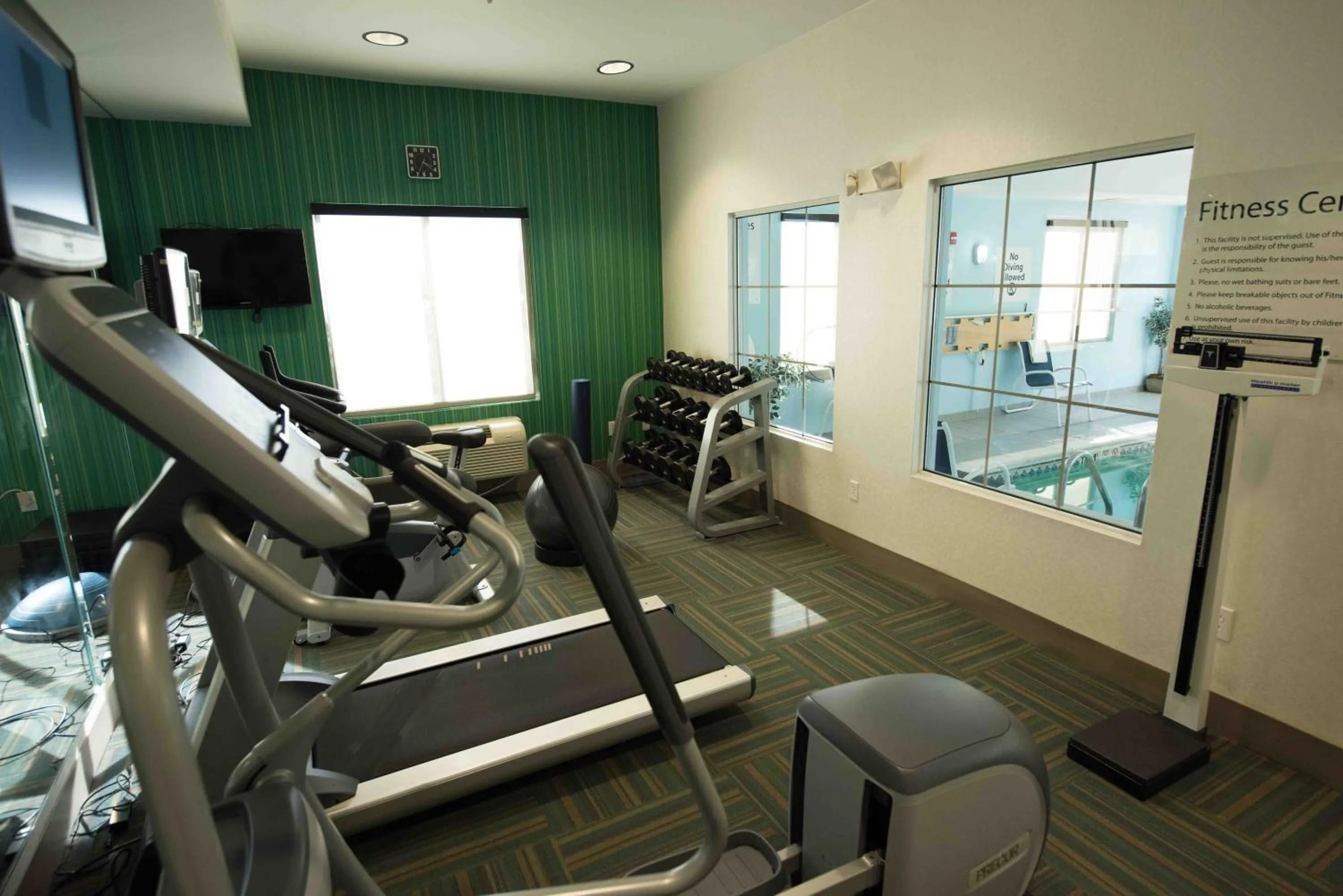 Fitness centre/facilities in Holiday Inn Express Hotel & Suites West Coxsackie by IHG