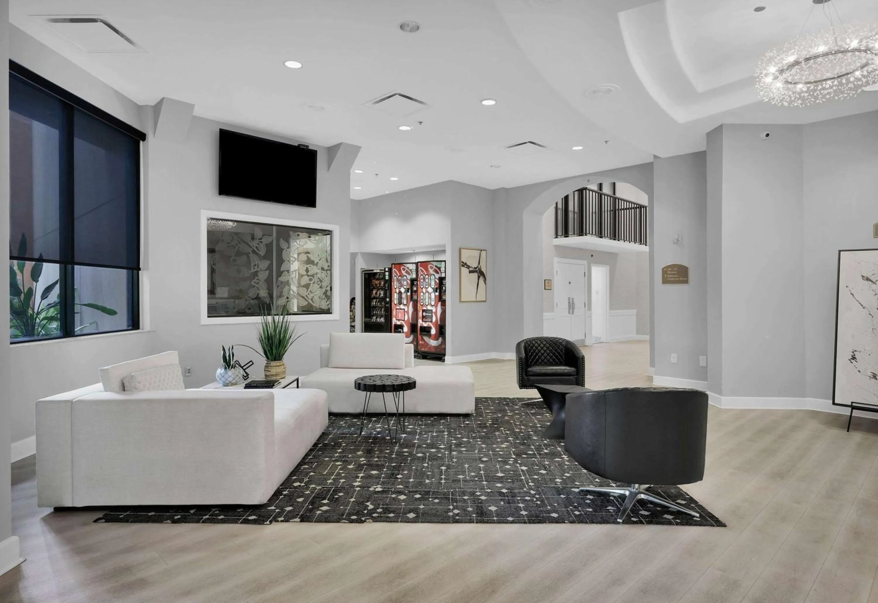 Lobby or reception in Ramada by Wyndham Jacksonville I-95 by Butler Blvd