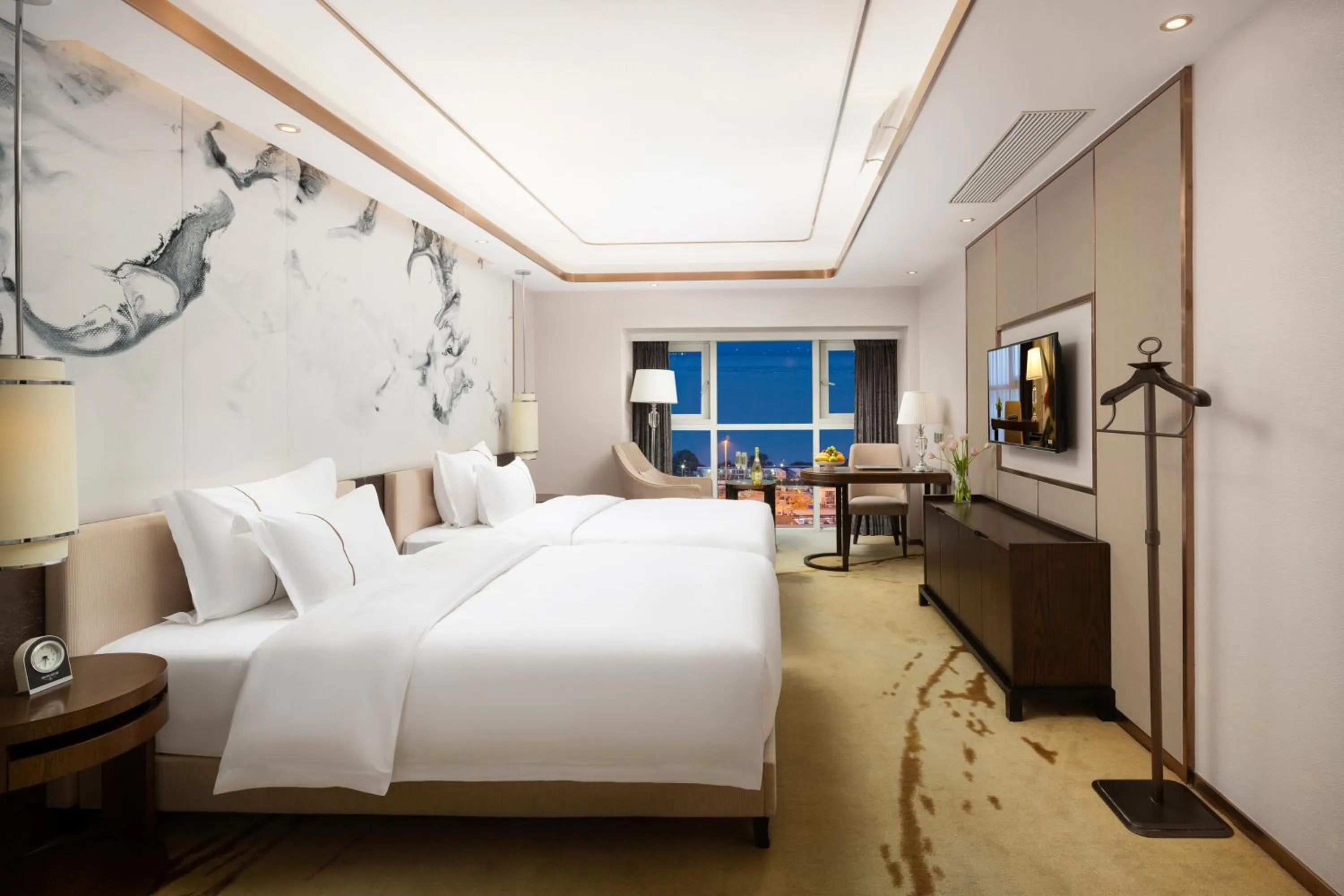 Bed in Shenzhen Bay Hisoar Hotel