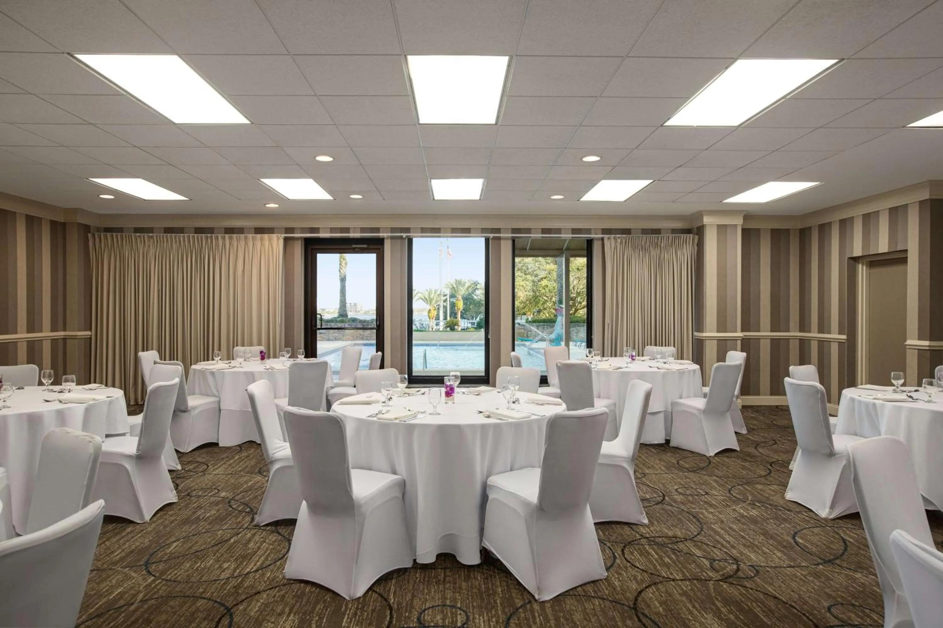 Meeting/conference room in DoubleTree by Hilton Jacksonville Riverfront, FL