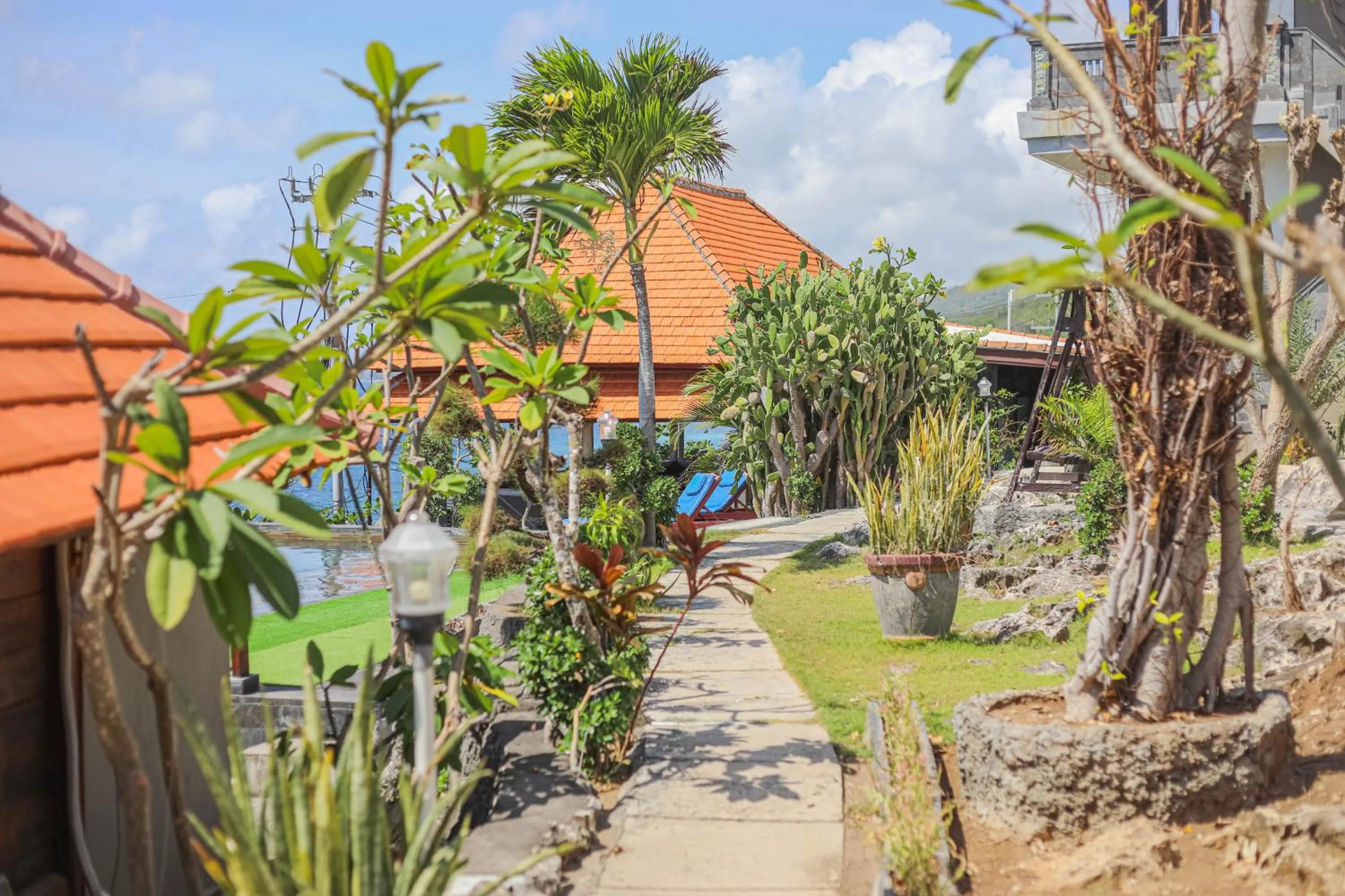 Day in Manta Cottages with Sea View