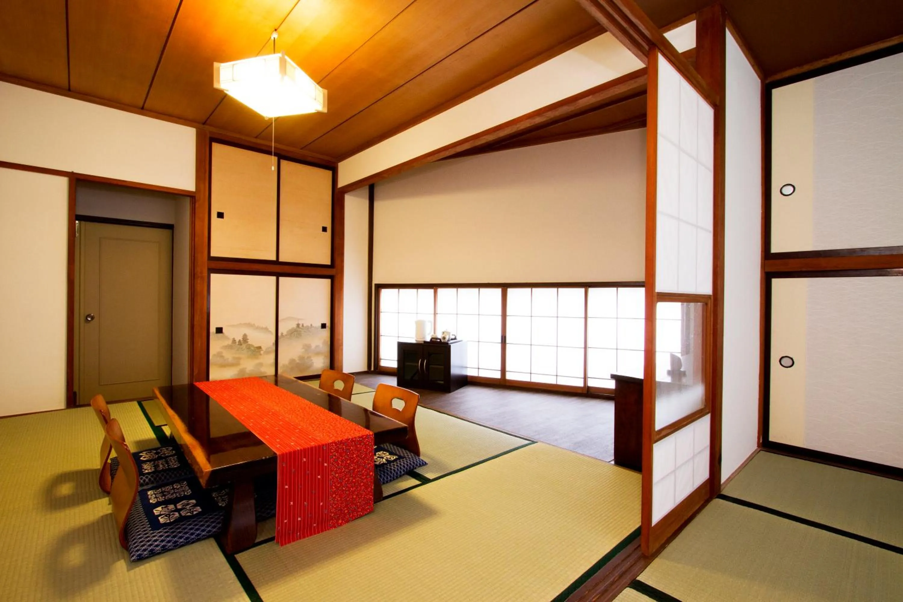 Photo of the whole room in Guesthouse Fujinokura Kawaguchiko Ekimaeten