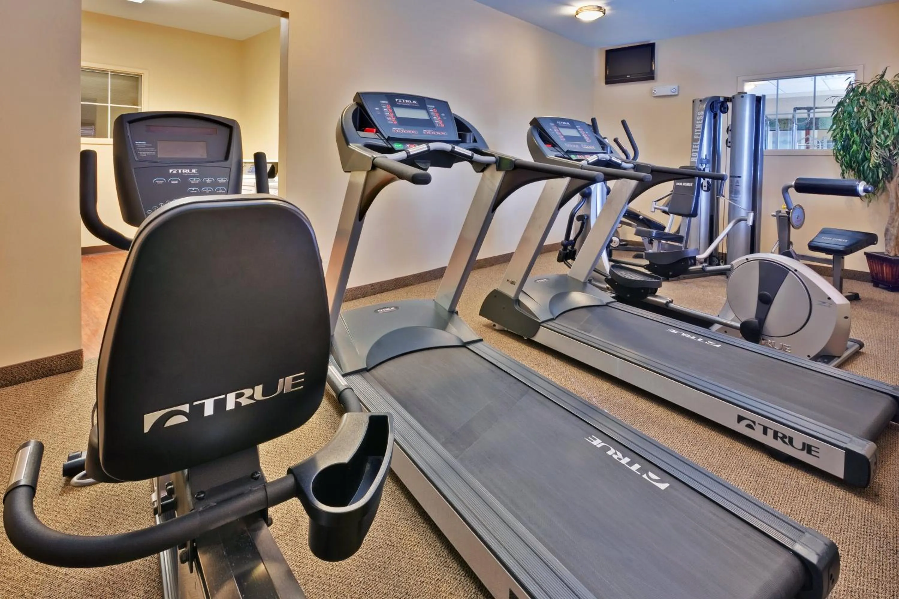 Fitness centre/facilities in Candlewood Suites Olive Branch by IHG