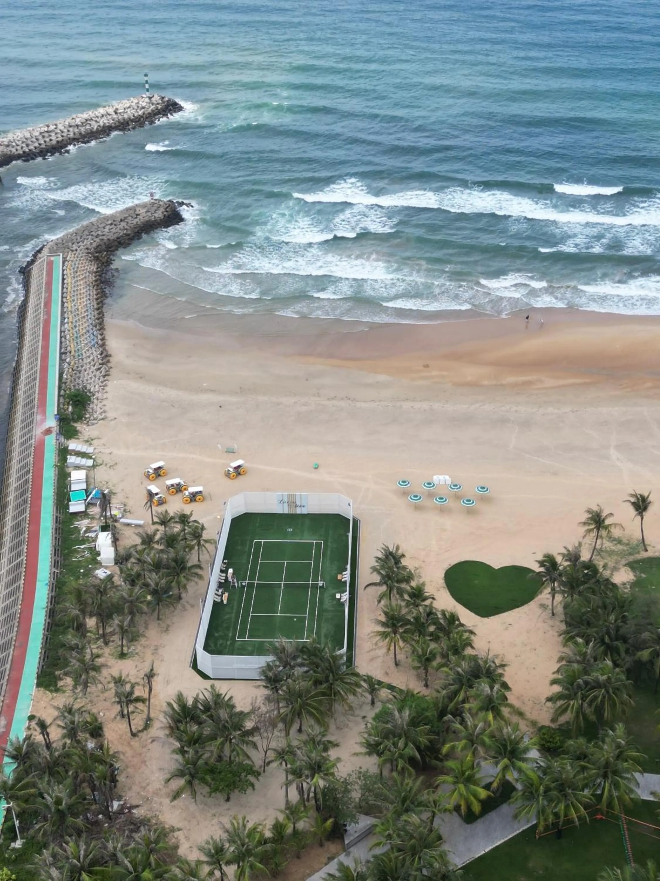 Beach in Marriott Resort Xiangshui Bay