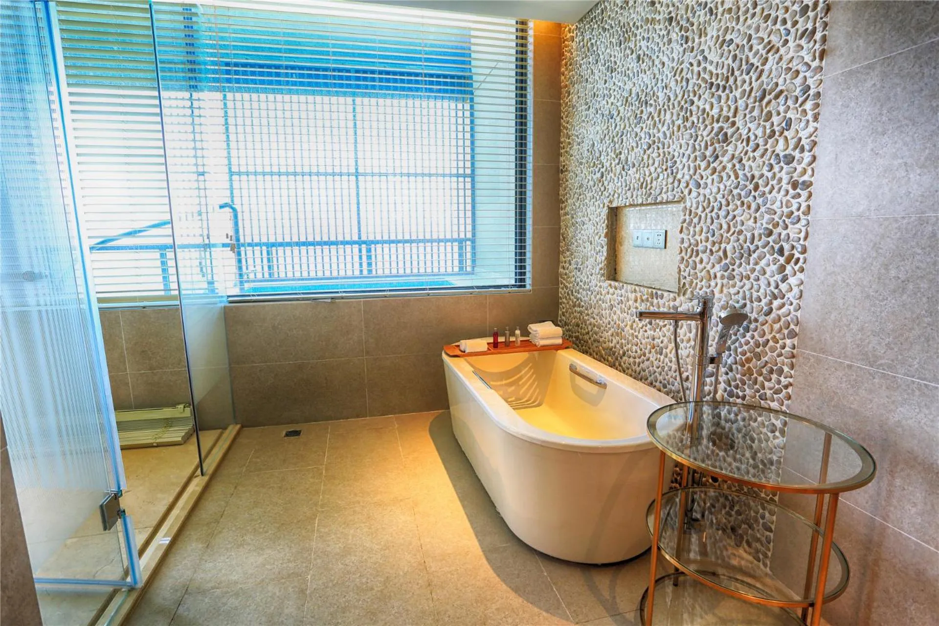 Bath in Marriott Resort Xiangshui Bay