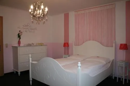 Bed in Hotel Rosenhof