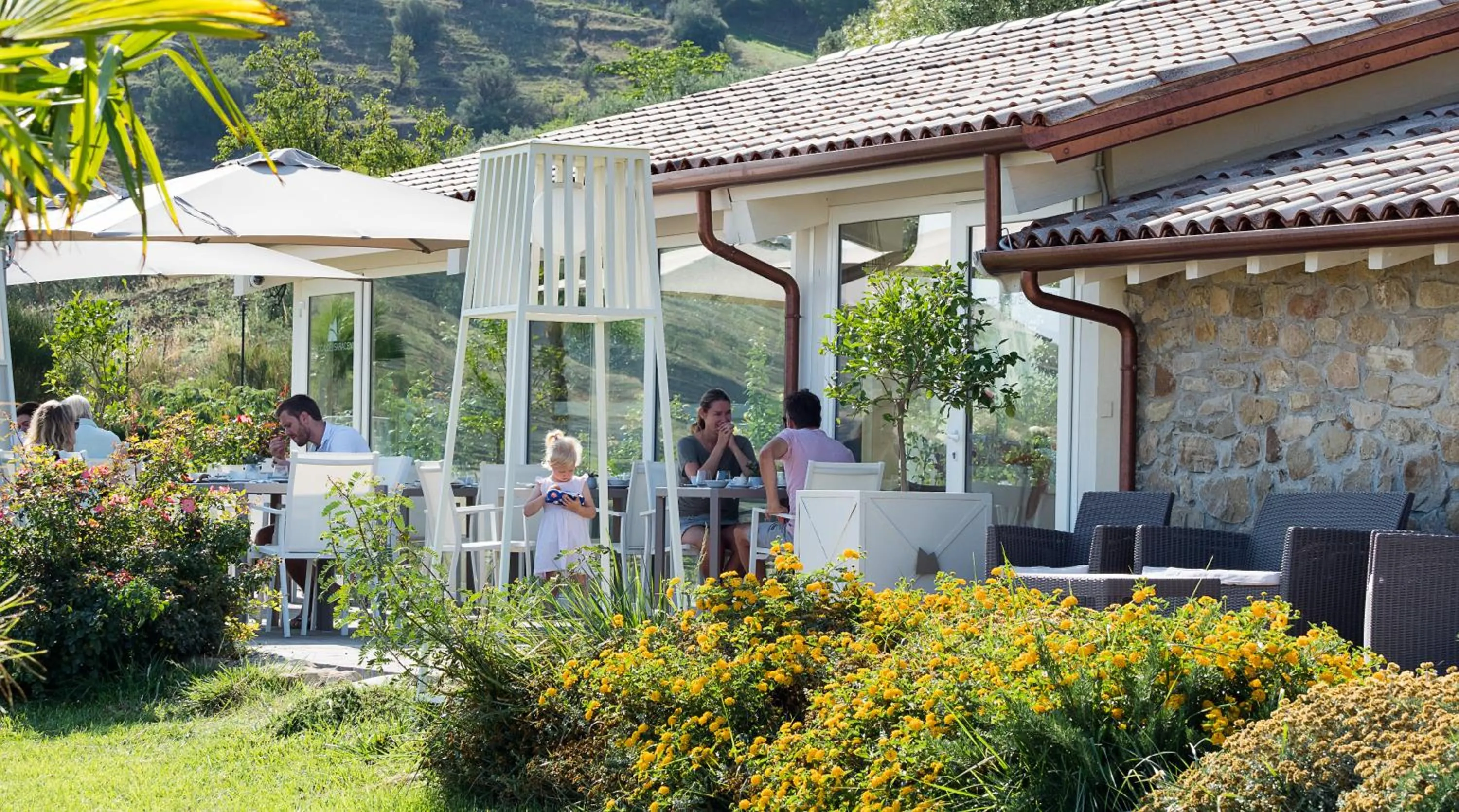 Restaurant/places to eat in Rocca dei Saraceni