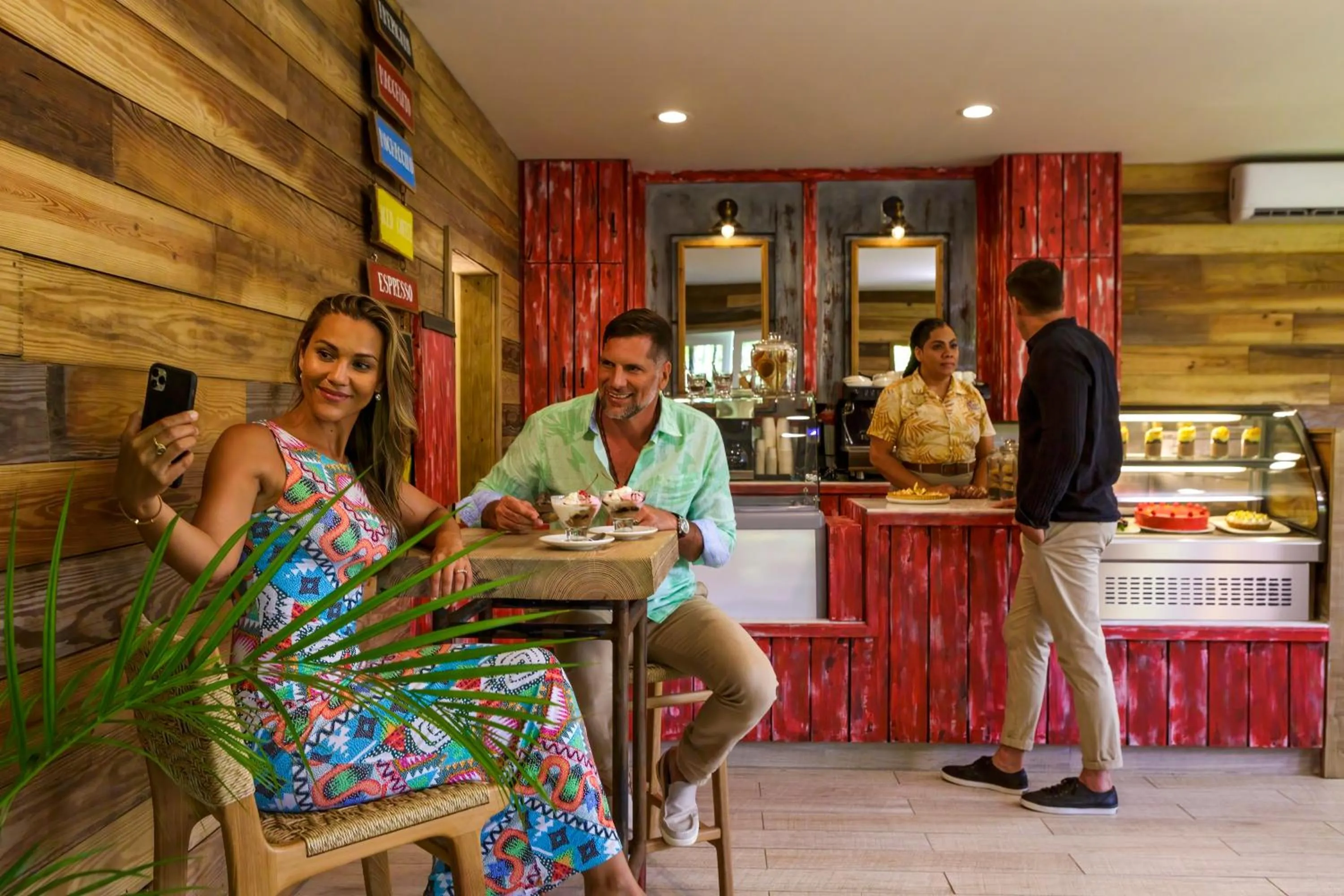 Restaurant/places to eat in Galley Bay Resort & Spa