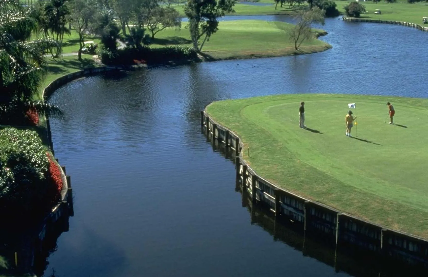 Golfcourse in Candlewood Suites Fort Lauderdale Airport-Cruise by IHG