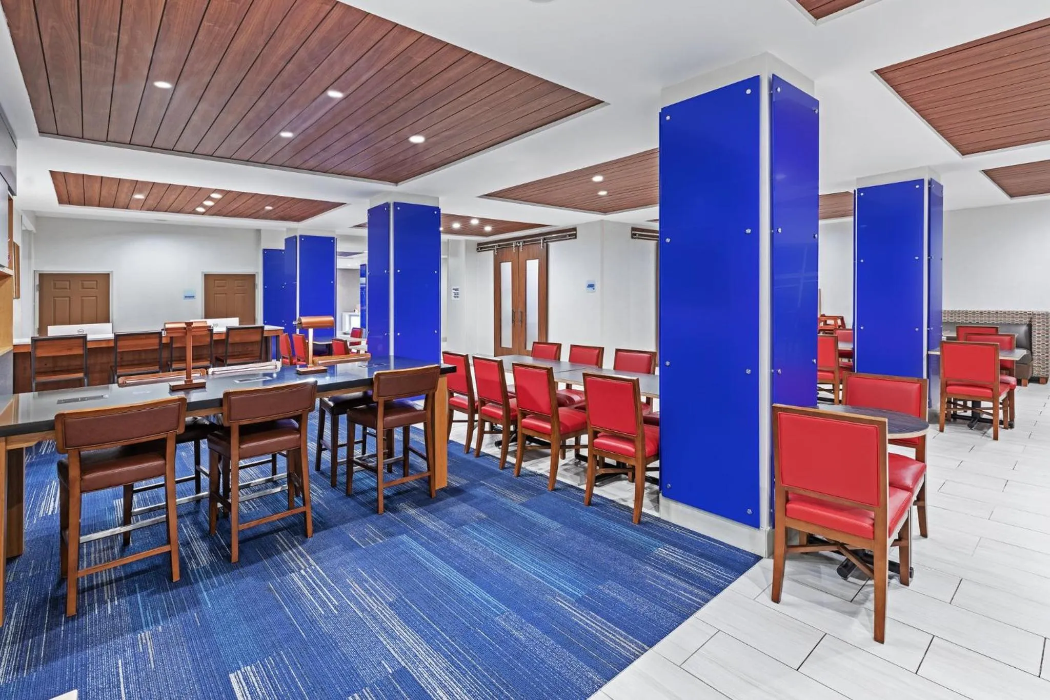 Breakfast in Holiday Inn Express Houston Space Center-Clear Lake by IHG