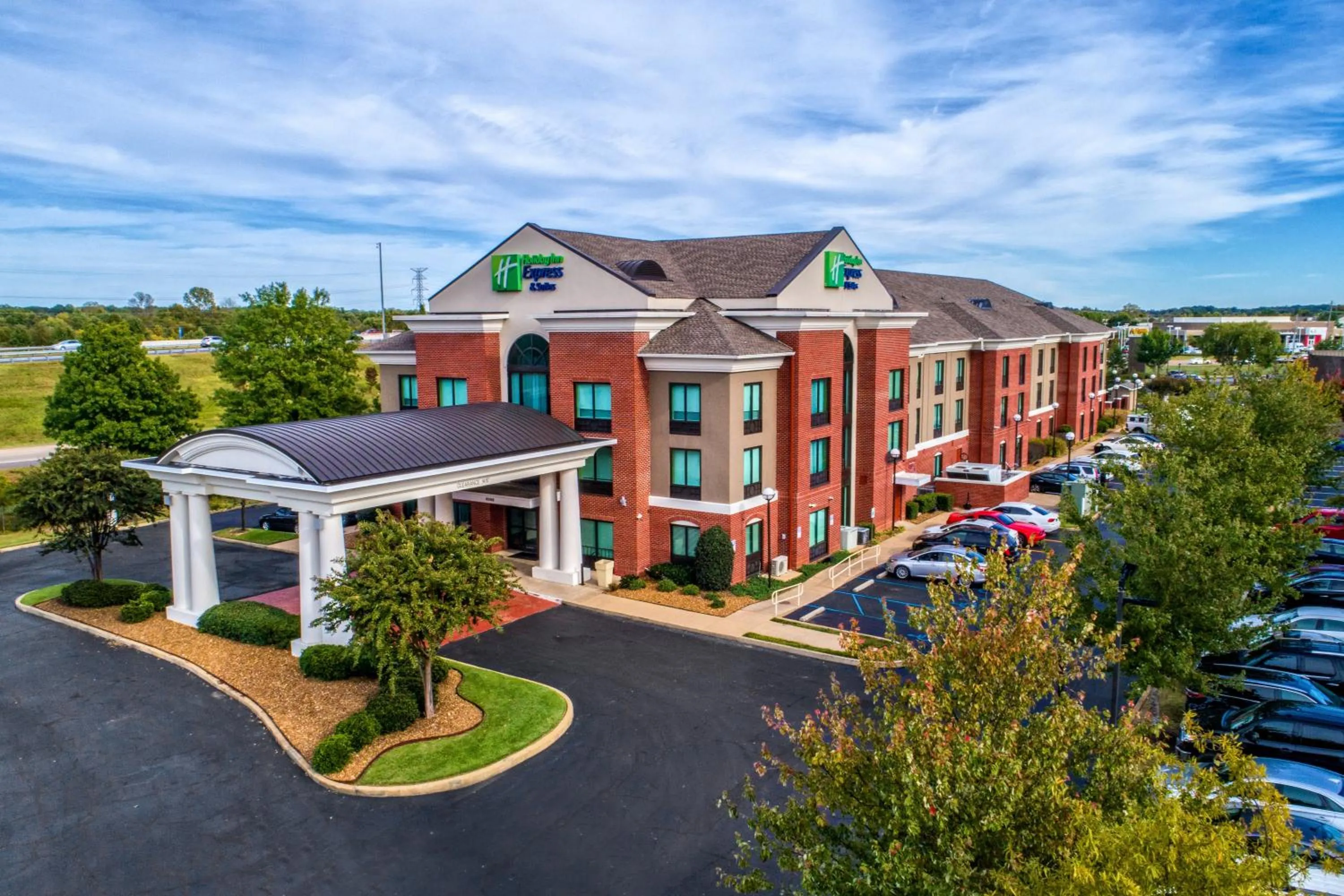 Property building in Holiday Inn Express Hotel & Suites Memphis Southwind by IHG