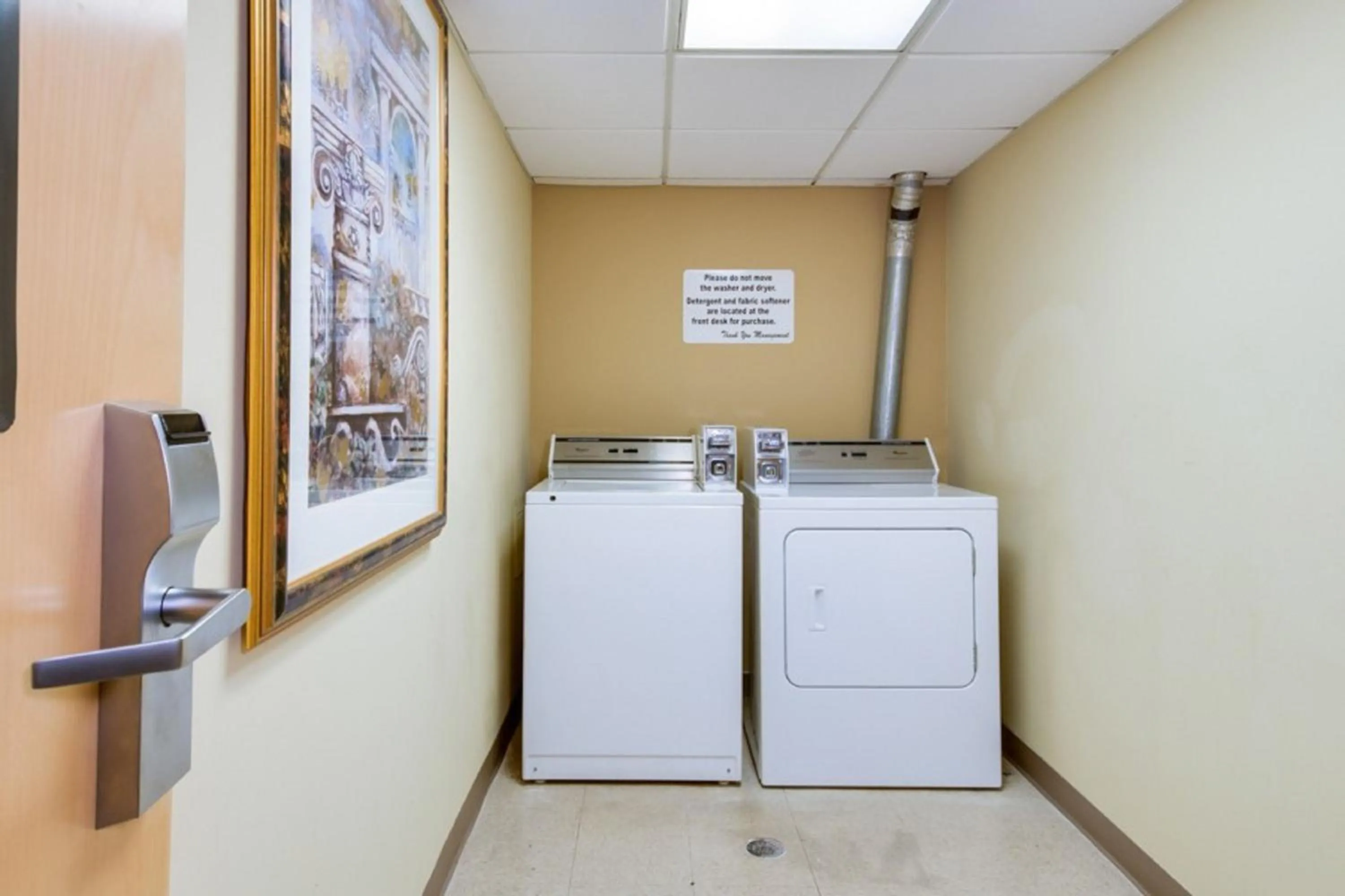 Decorative detail in Holiday Inn Express Hotel & Suites Memphis Southwind by IHG