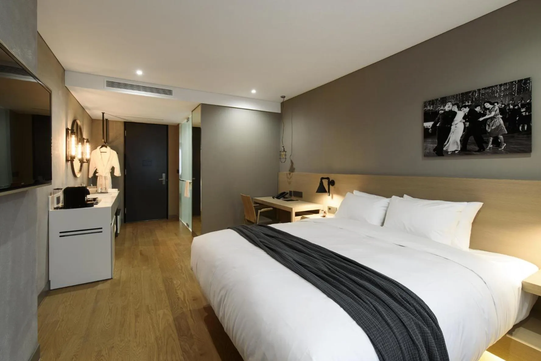Bedroom, Bed in Hotel28 Myeongdong