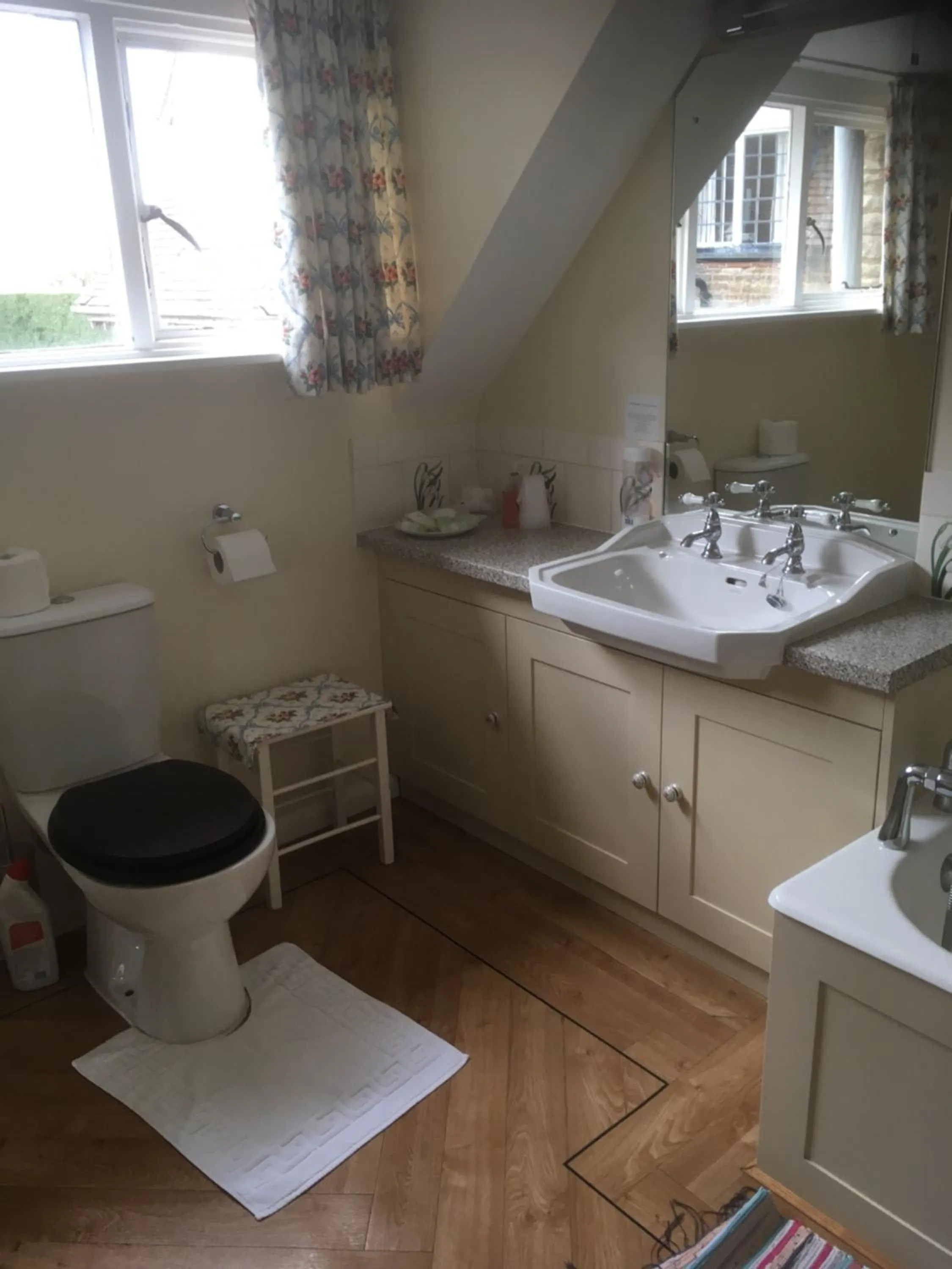 Bathroom in Church Hill Farm