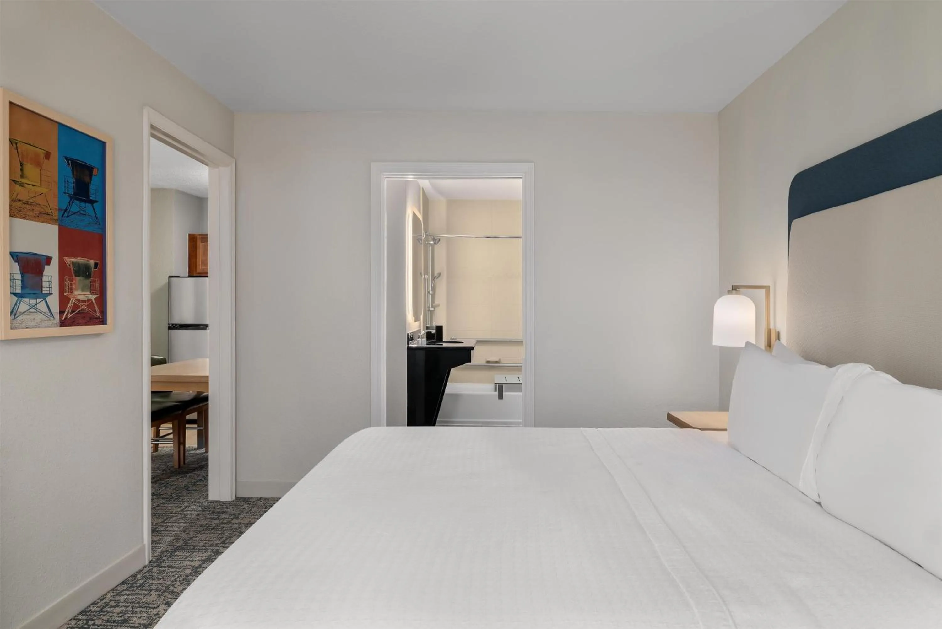 Bed in Homewood Suites Jacksonville Deerwood Park