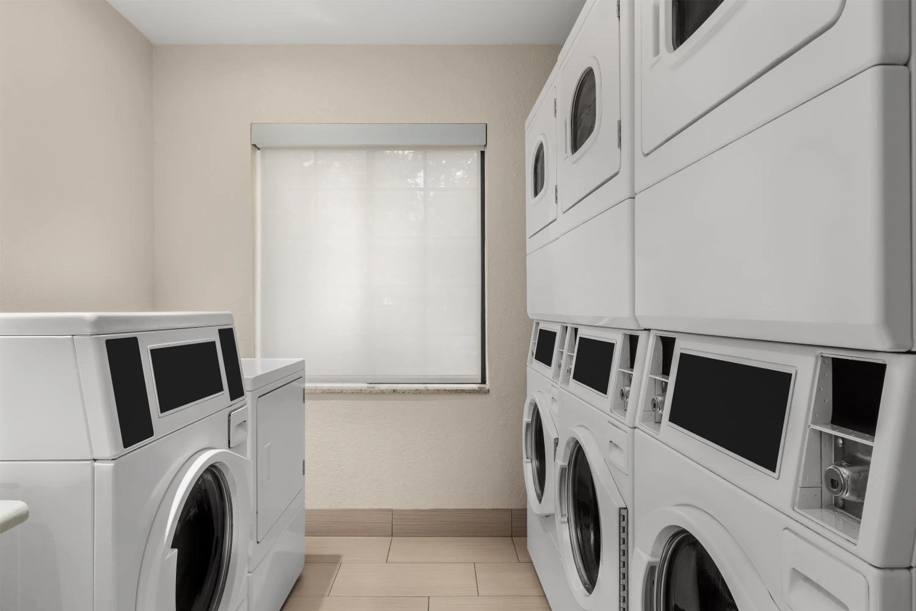 laundry in Homewood Suites Jacksonville Deerwood Park