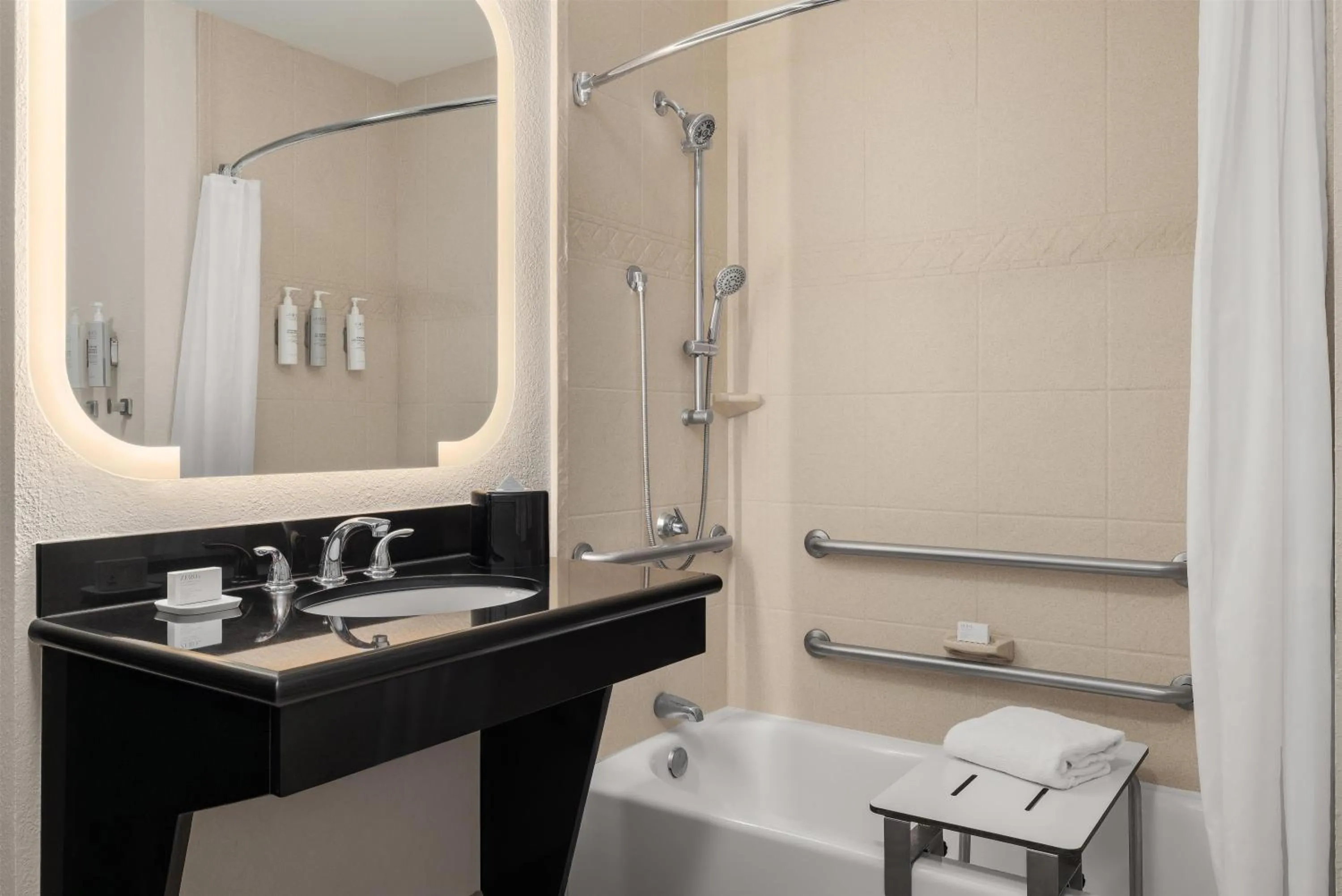 Bathroom in Homewood Suites Jacksonville Deerwood Park