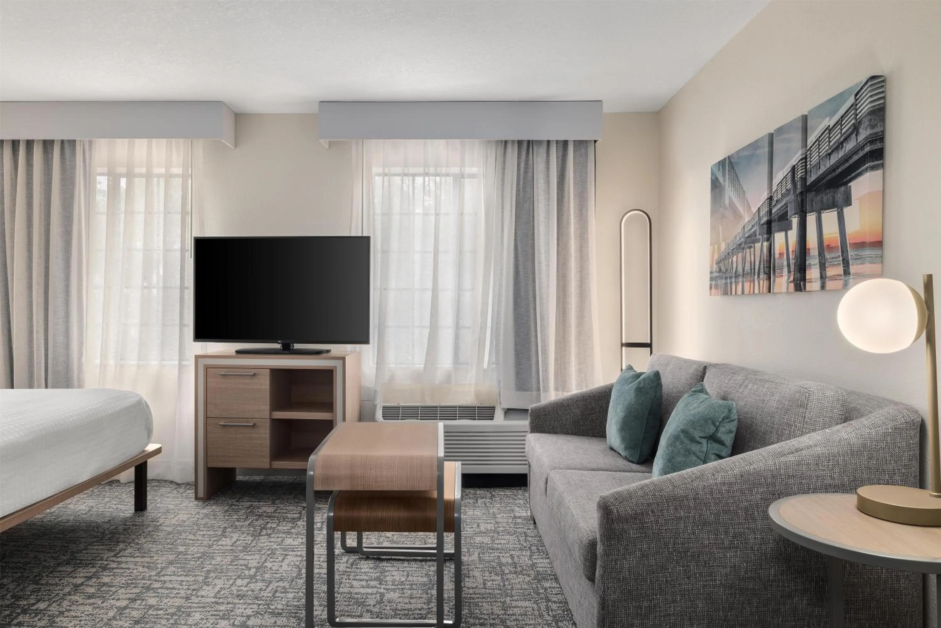 Bed in Homewood Suites Jacksonville Deerwood Park