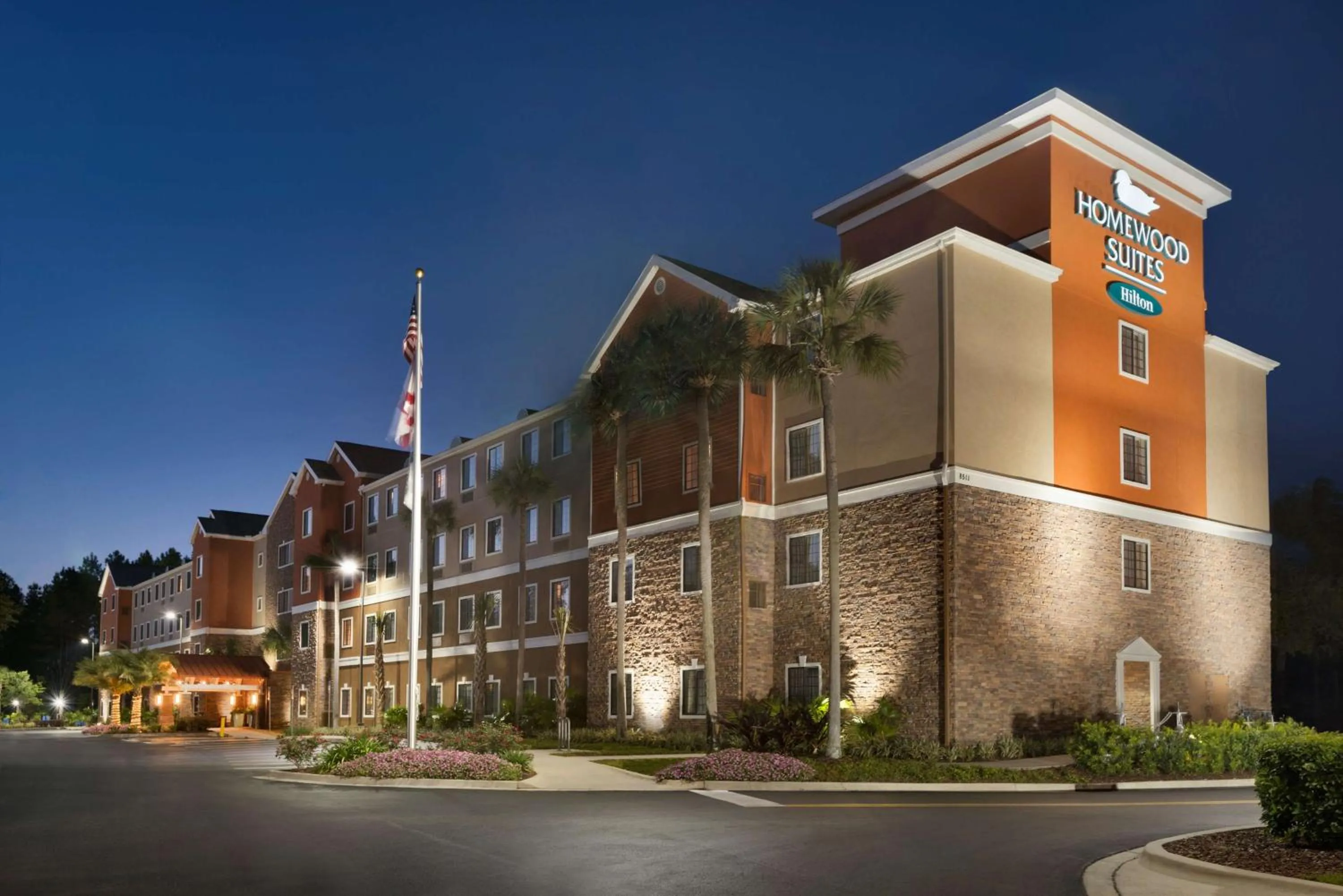 Property building in Homewood Suites Jacksonville Deerwood Park