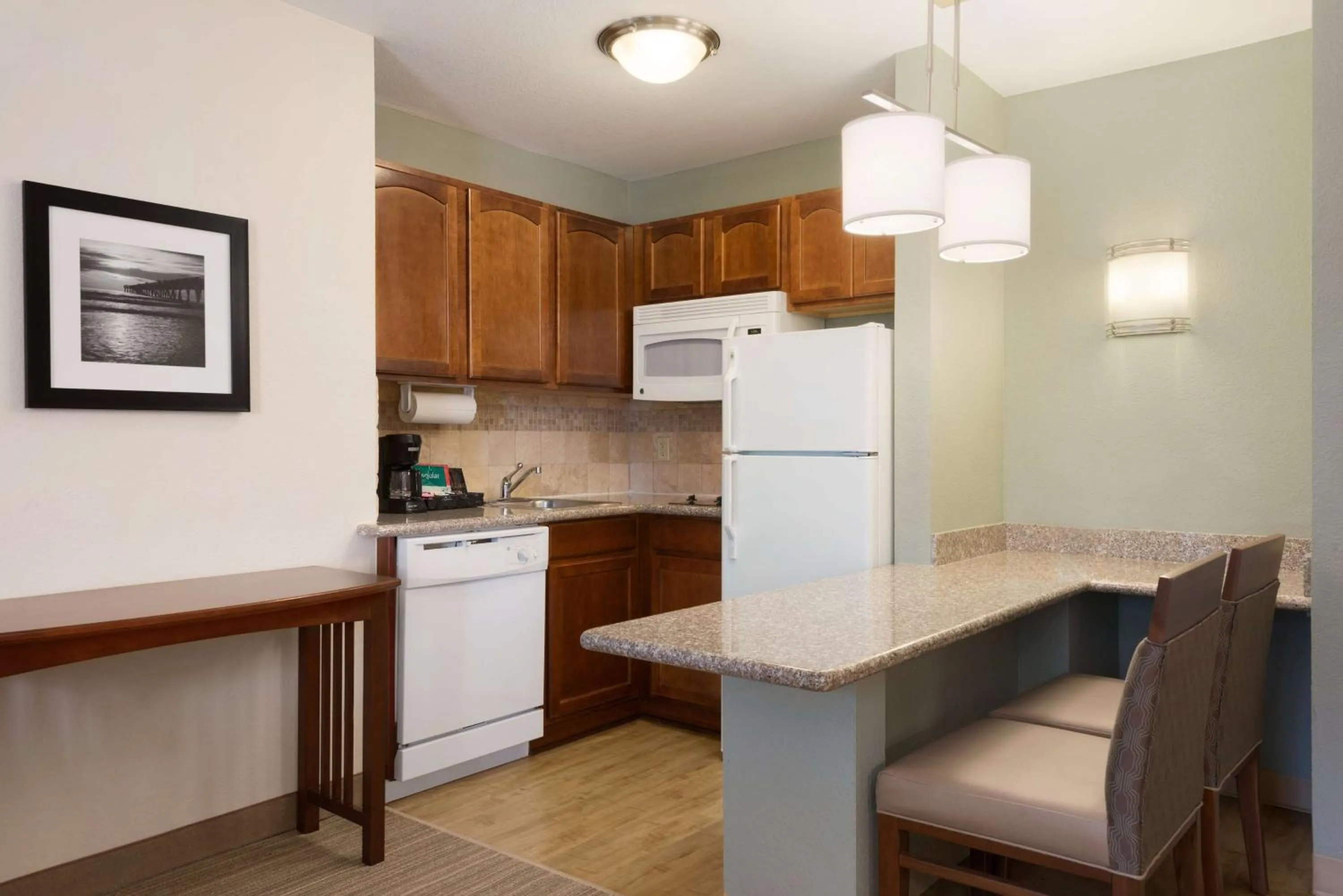 Bed in Homewood Suites Jacksonville Deerwood Park