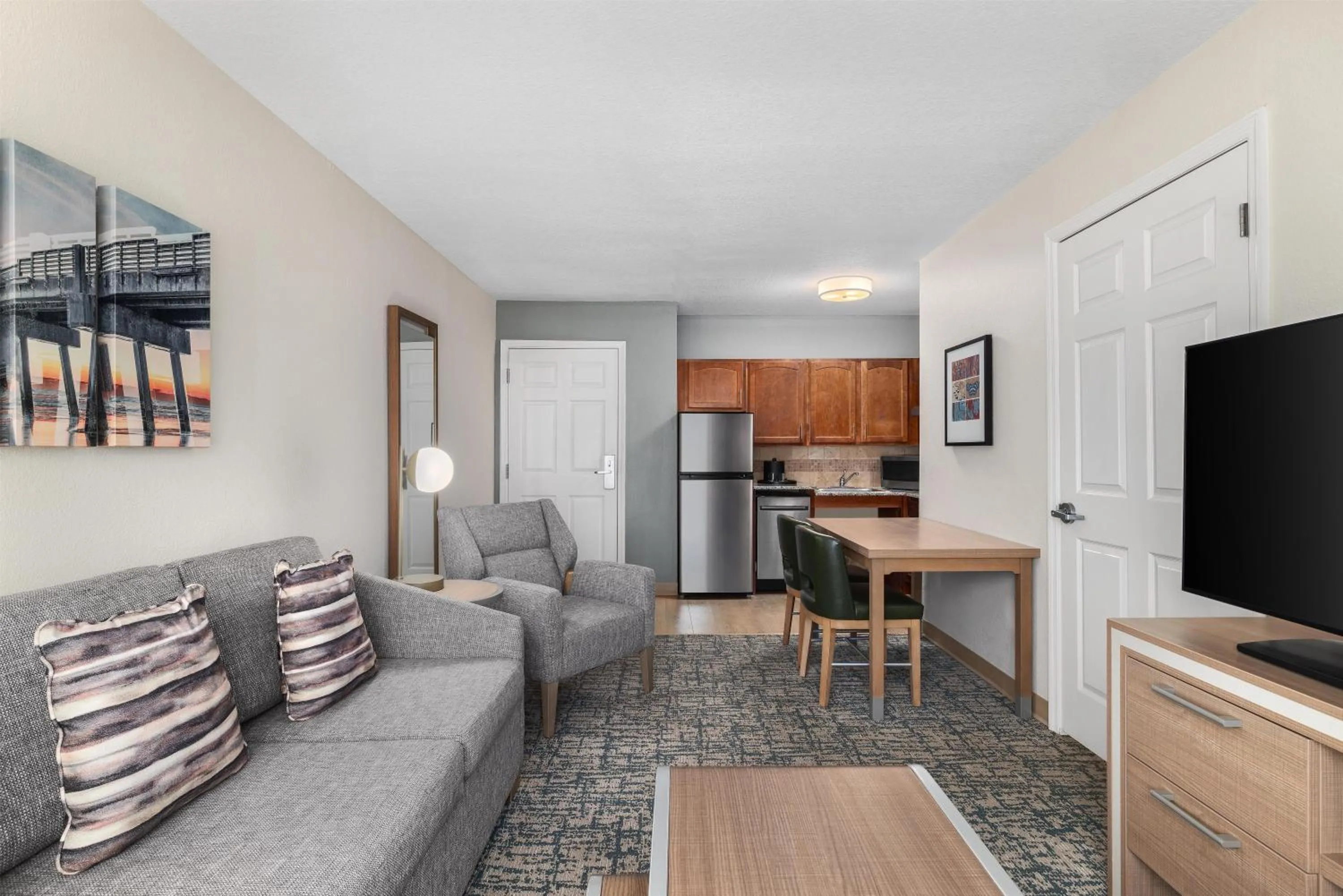 Living room in Homewood Suites Jacksonville Deerwood Park