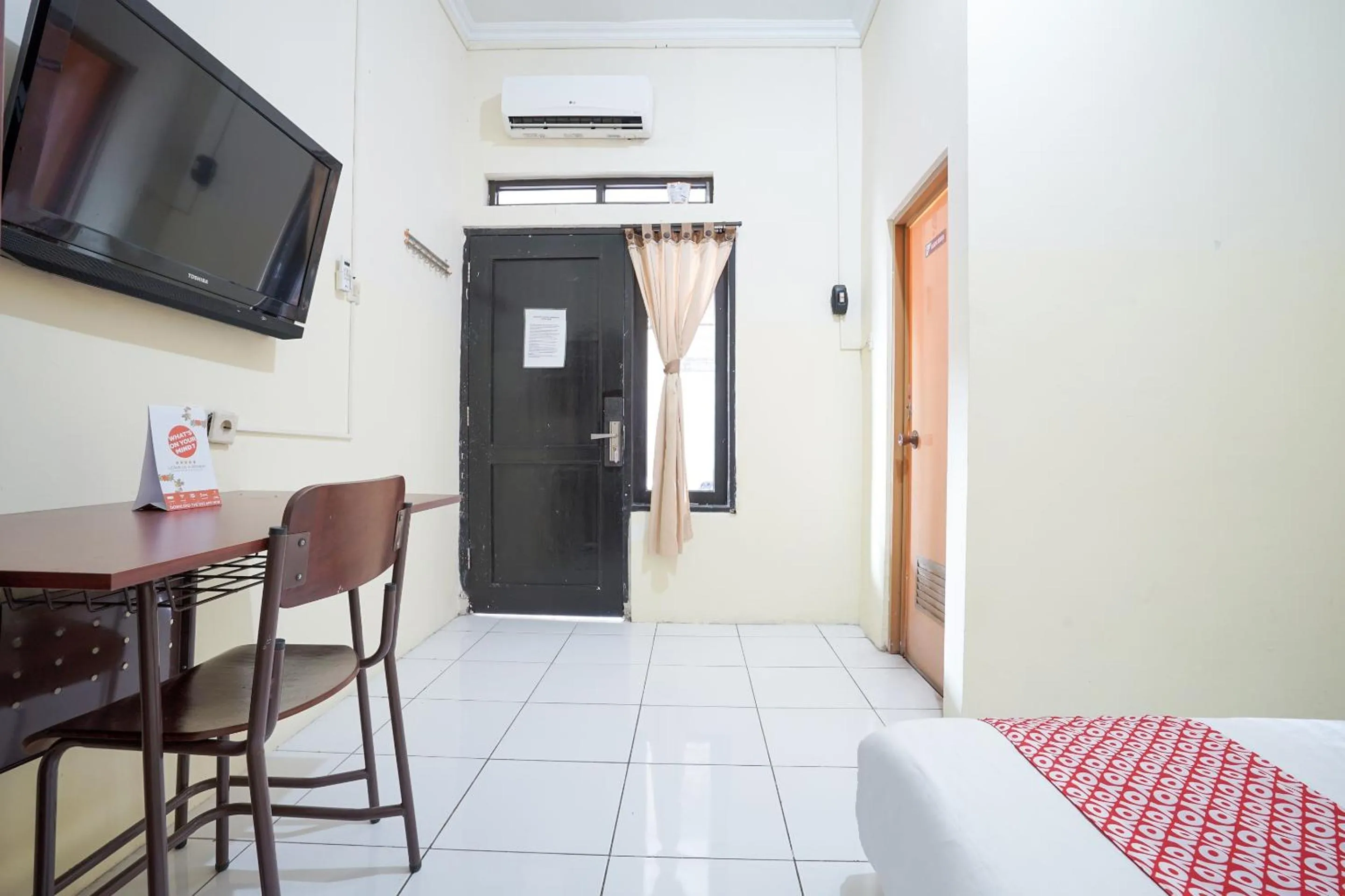 Bedroom, Bed in Hotel O Maleo Kostel