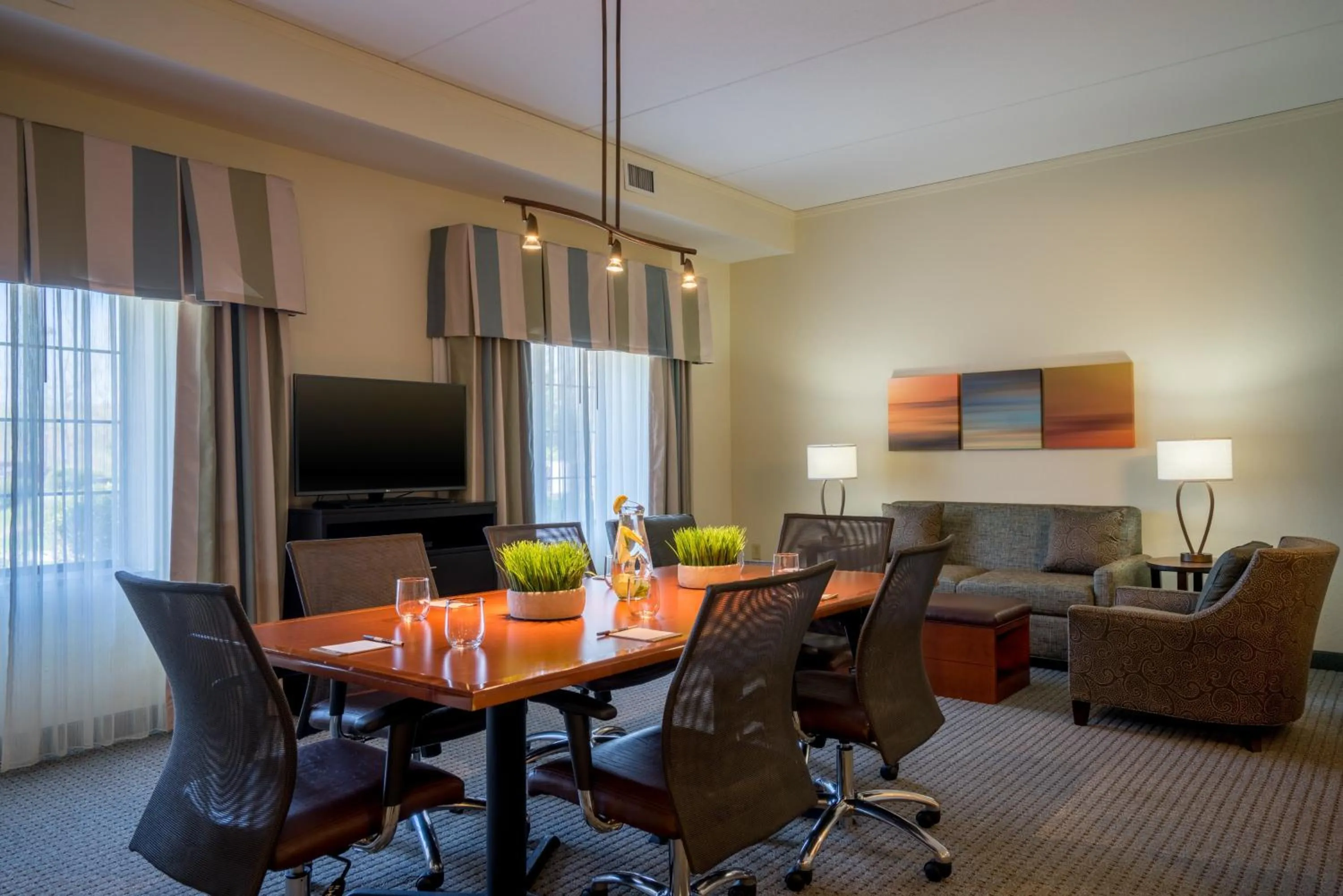 Photo of the whole room in Staybridge Suites Wilmington - Brandywine Valley by IHG