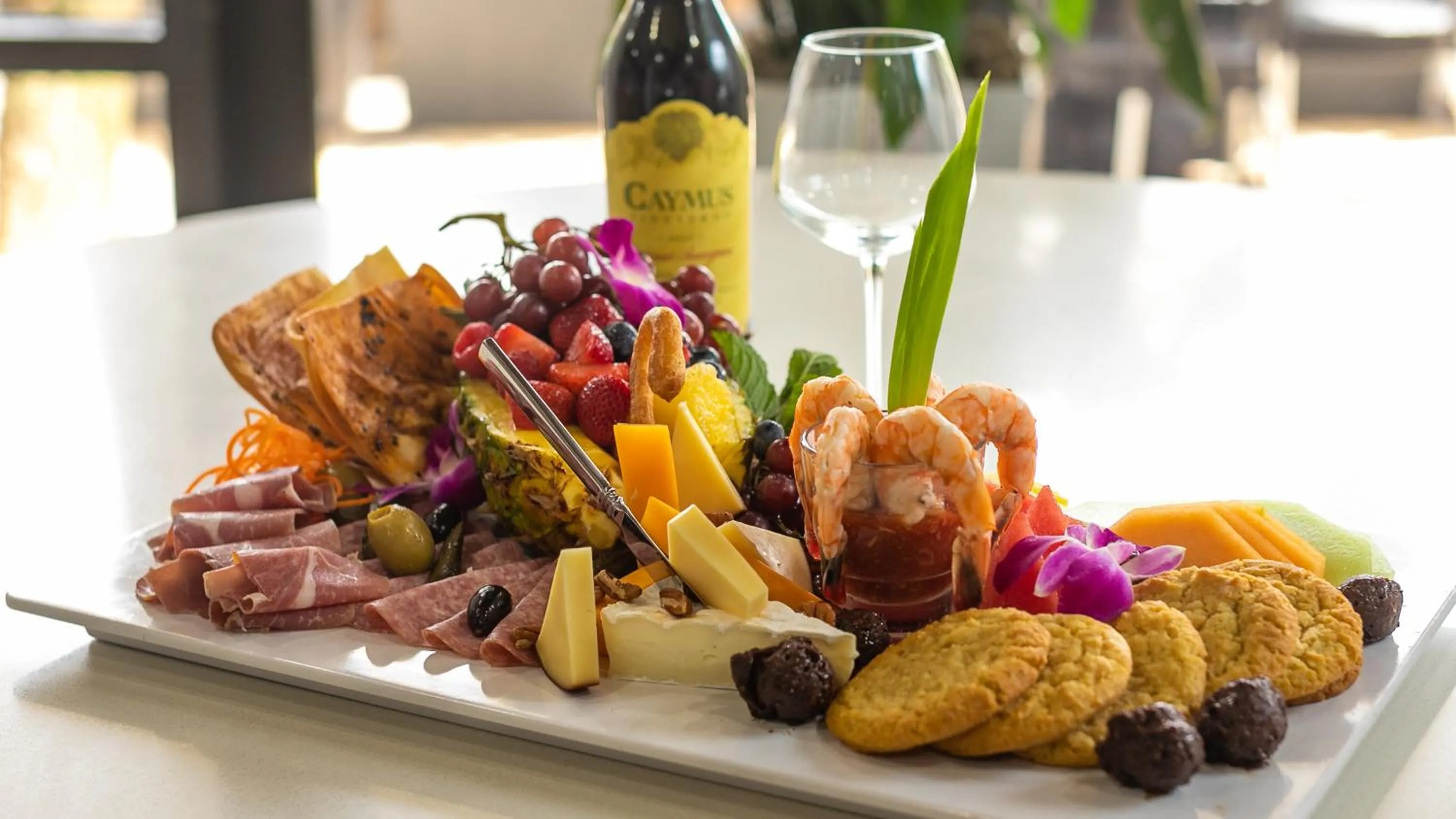 Restaurant/places to eat in Holiday Inn Resort Panama City Beach by IHG