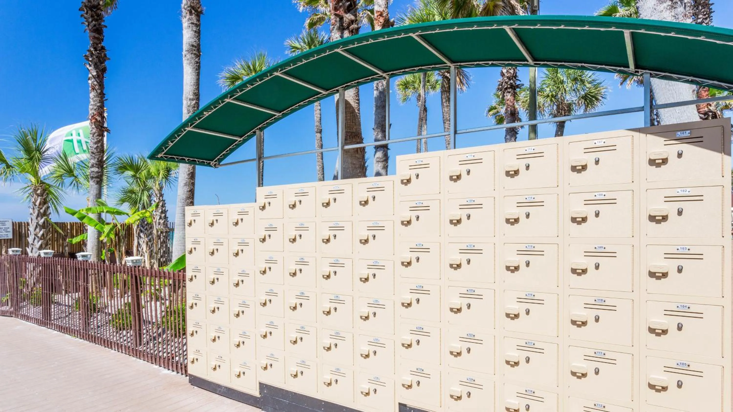 Lobby or reception in Holiday Inn Resort Panama City Beach by IHG