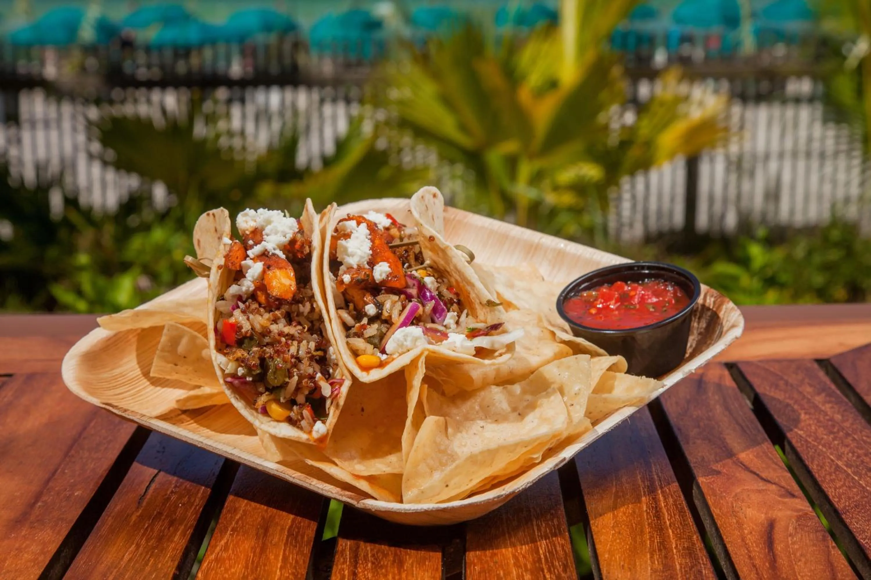 Lounge or bar in Holiday Inn Resort Panama City Beach by IHG