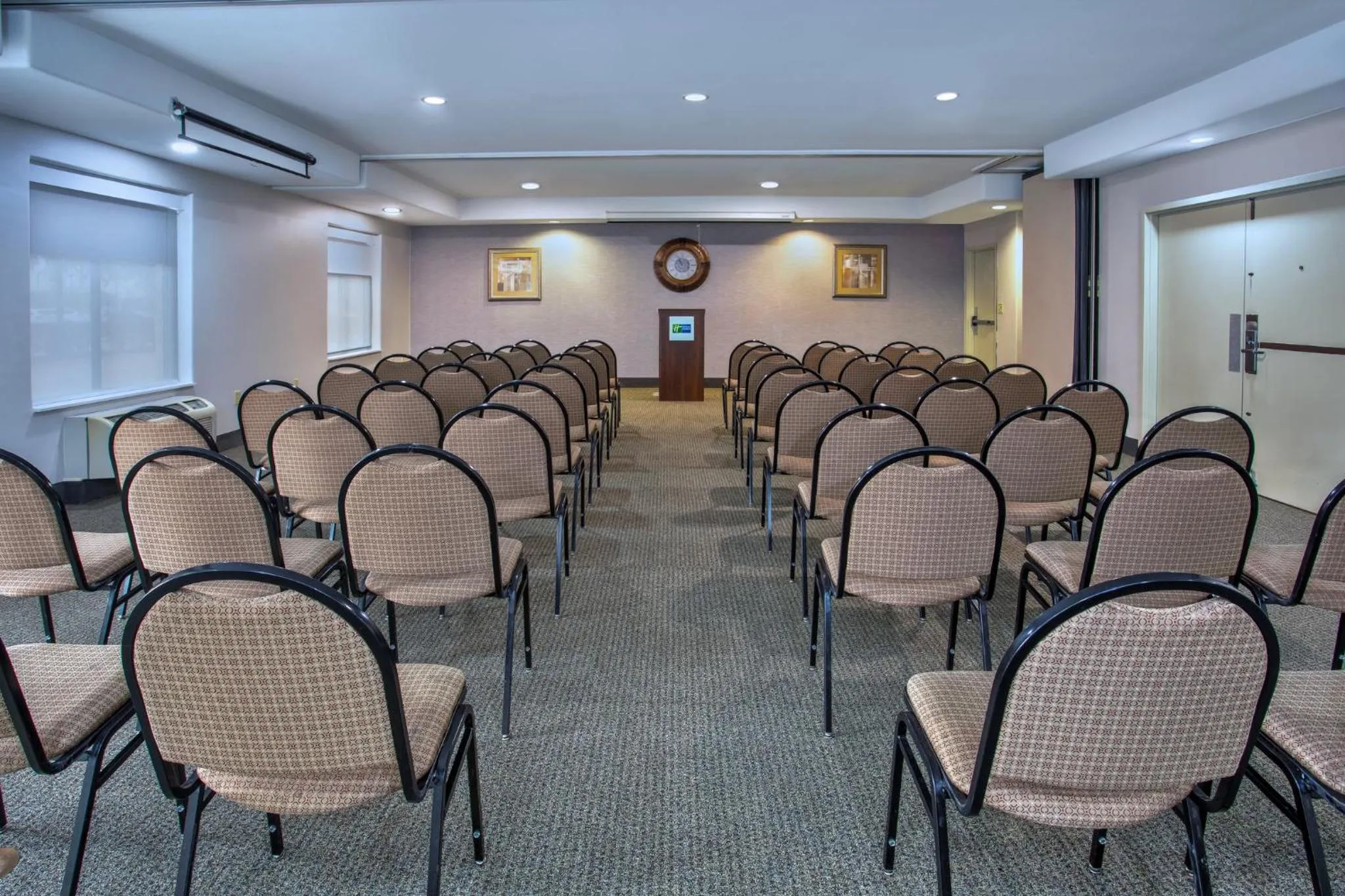 Meeting/conference room in Holiday Inn Express Hotel and Suites Katy by IHG
