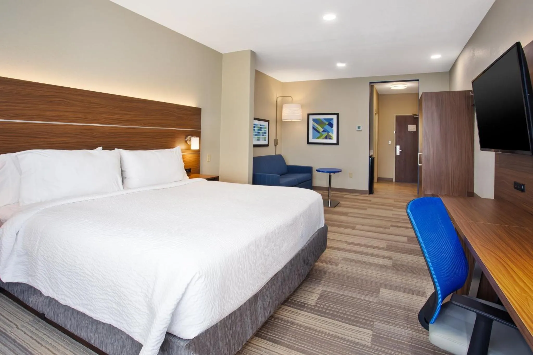Photo of the whole room, Bed in Holiday Inn Express Hotel and Suites Katy by IHG