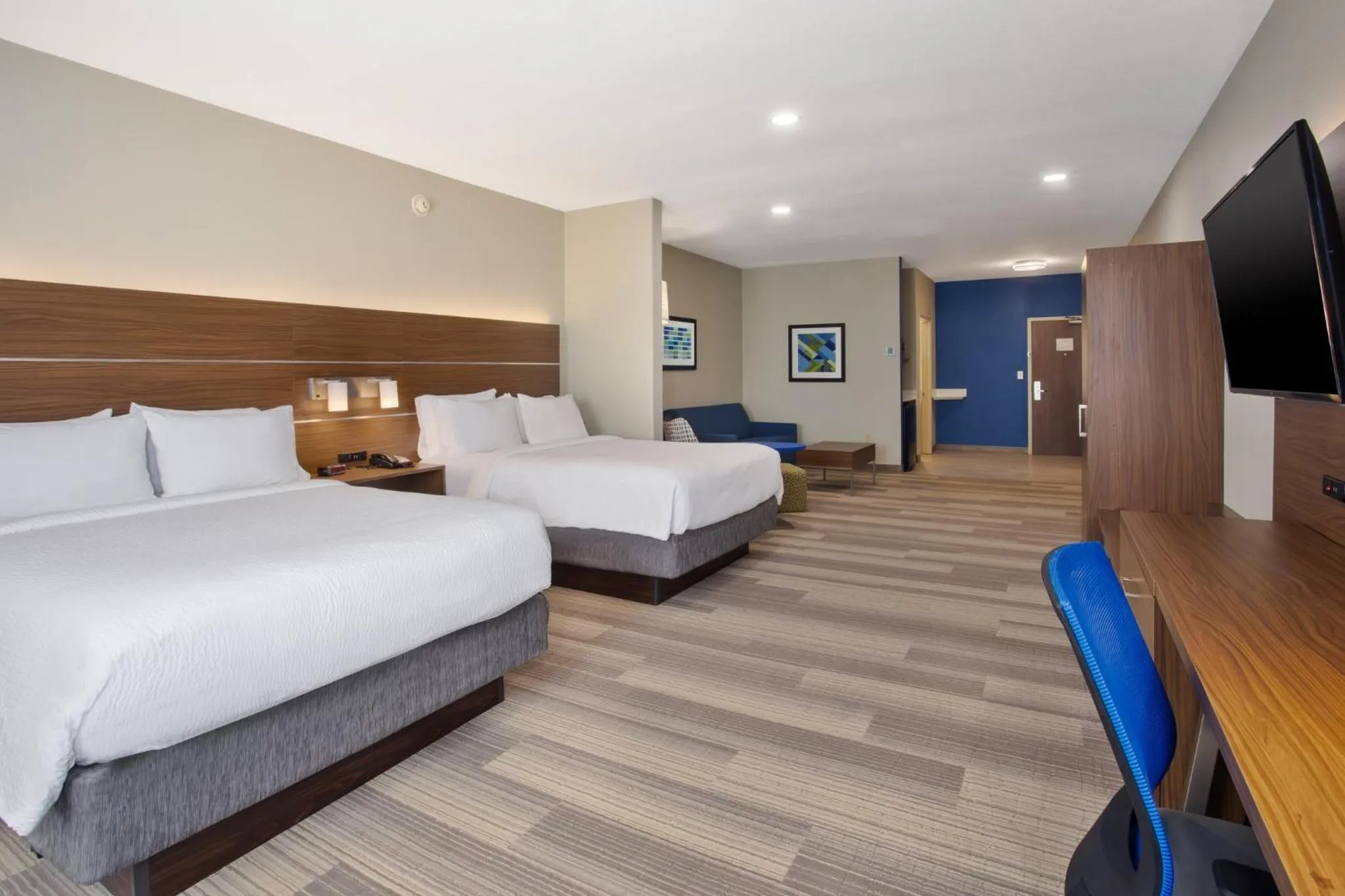 Photo of the whole room, Bed in Holiday Inn Express Hotel and Suites Katy by IHG