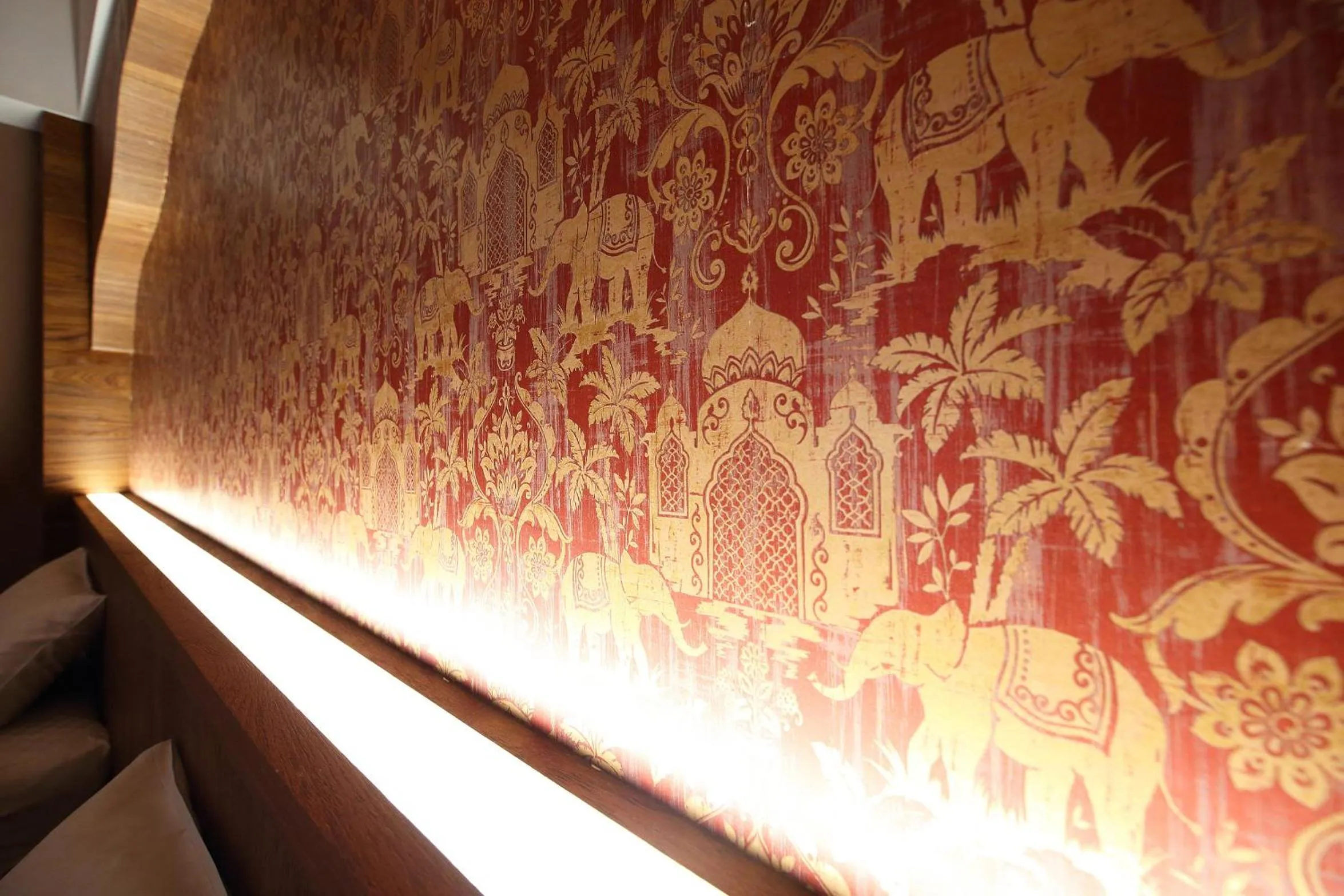 Decorative detail in Buckingham Palace B&B